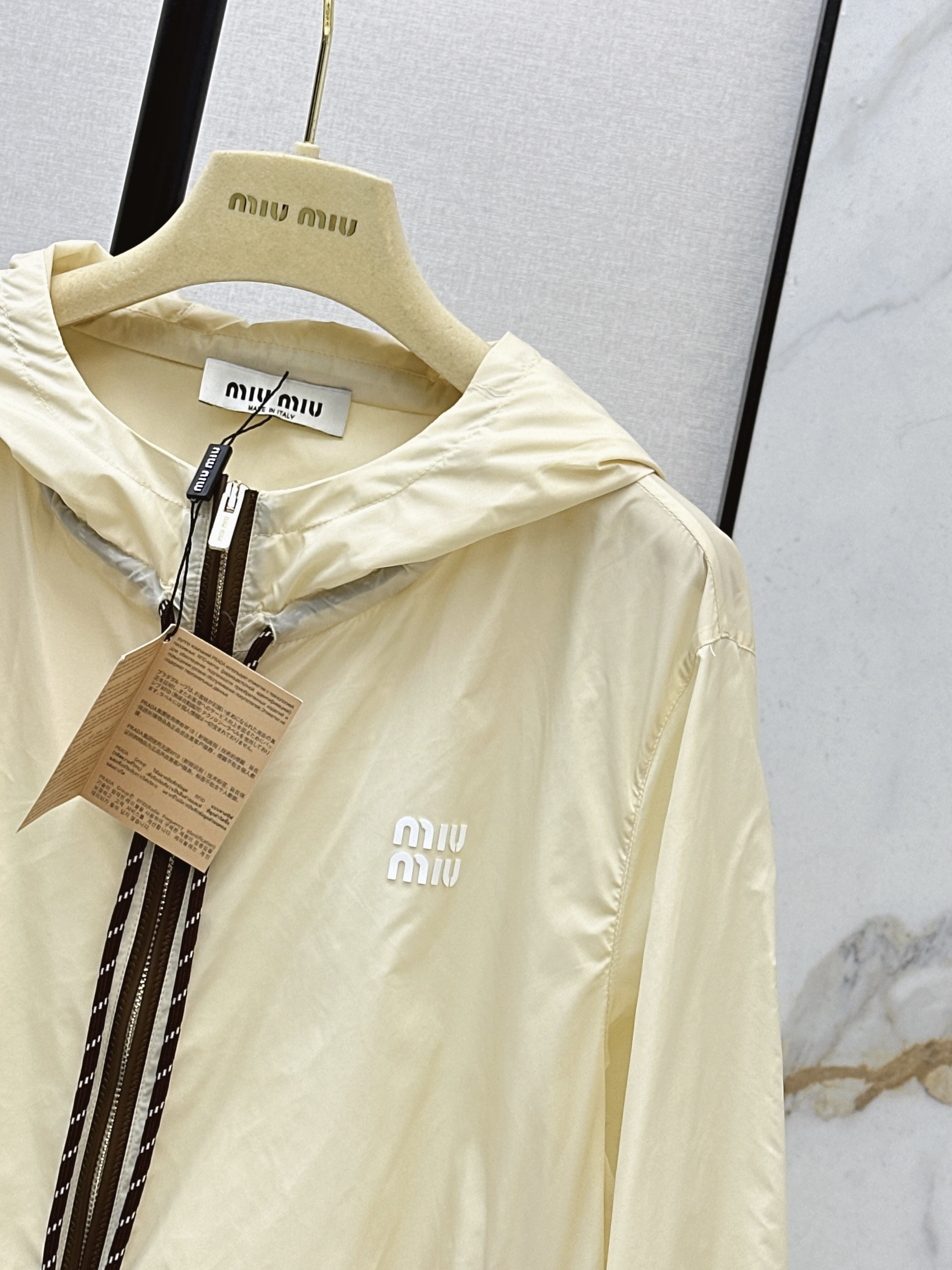 Miu 26ss windbreaker
