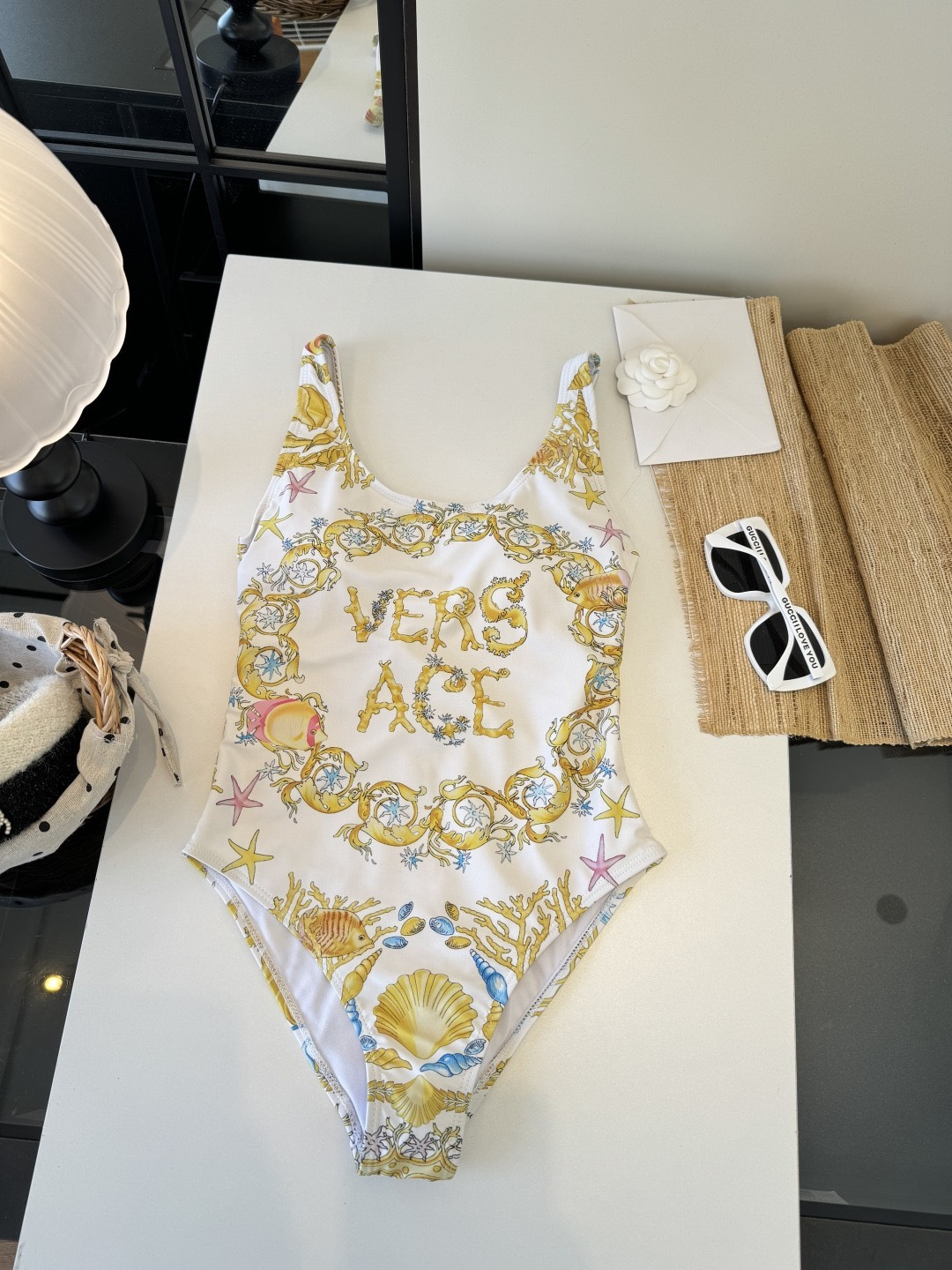 Ver one piece swimsuit