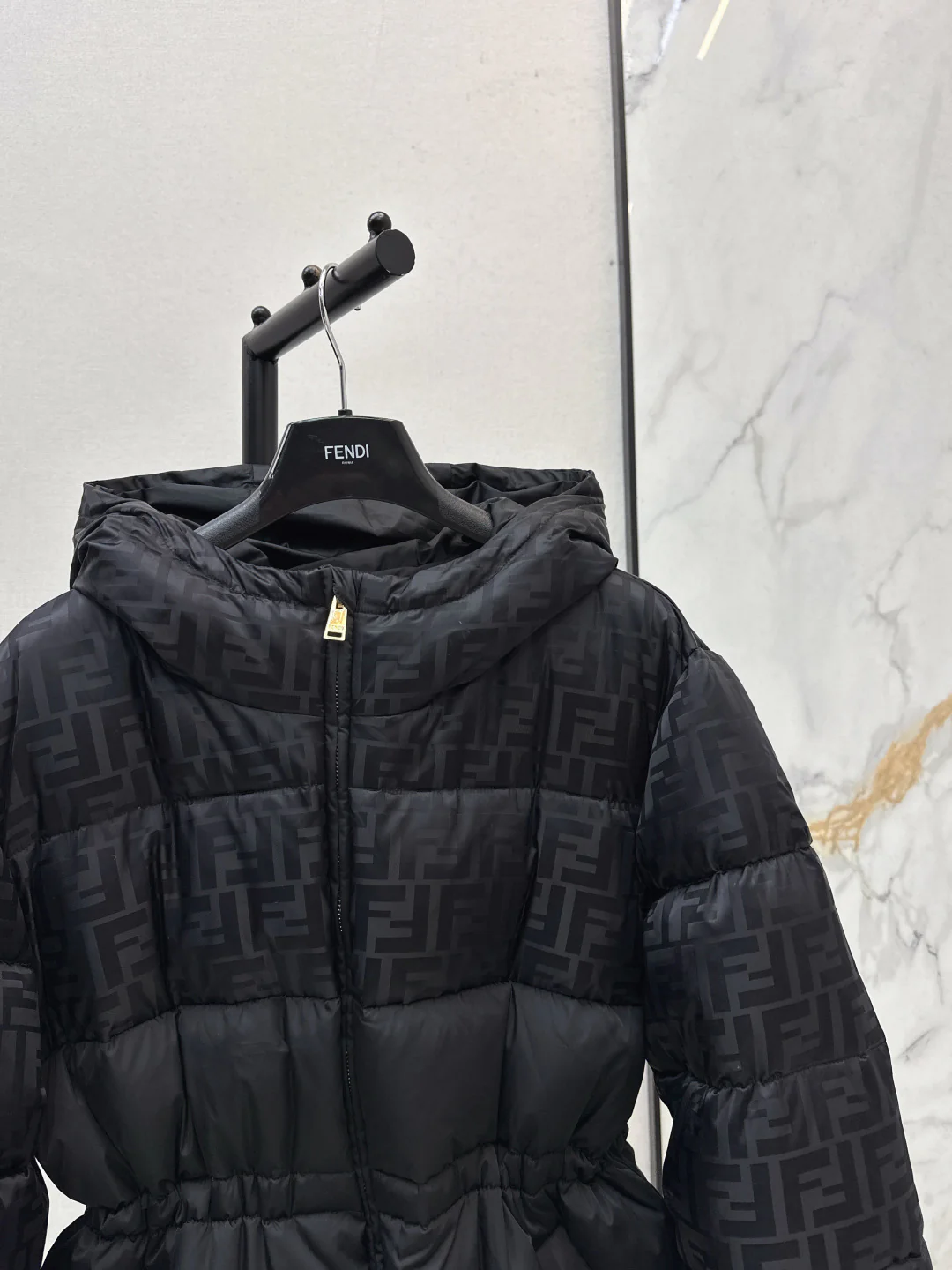 Fend 25fw down jacket