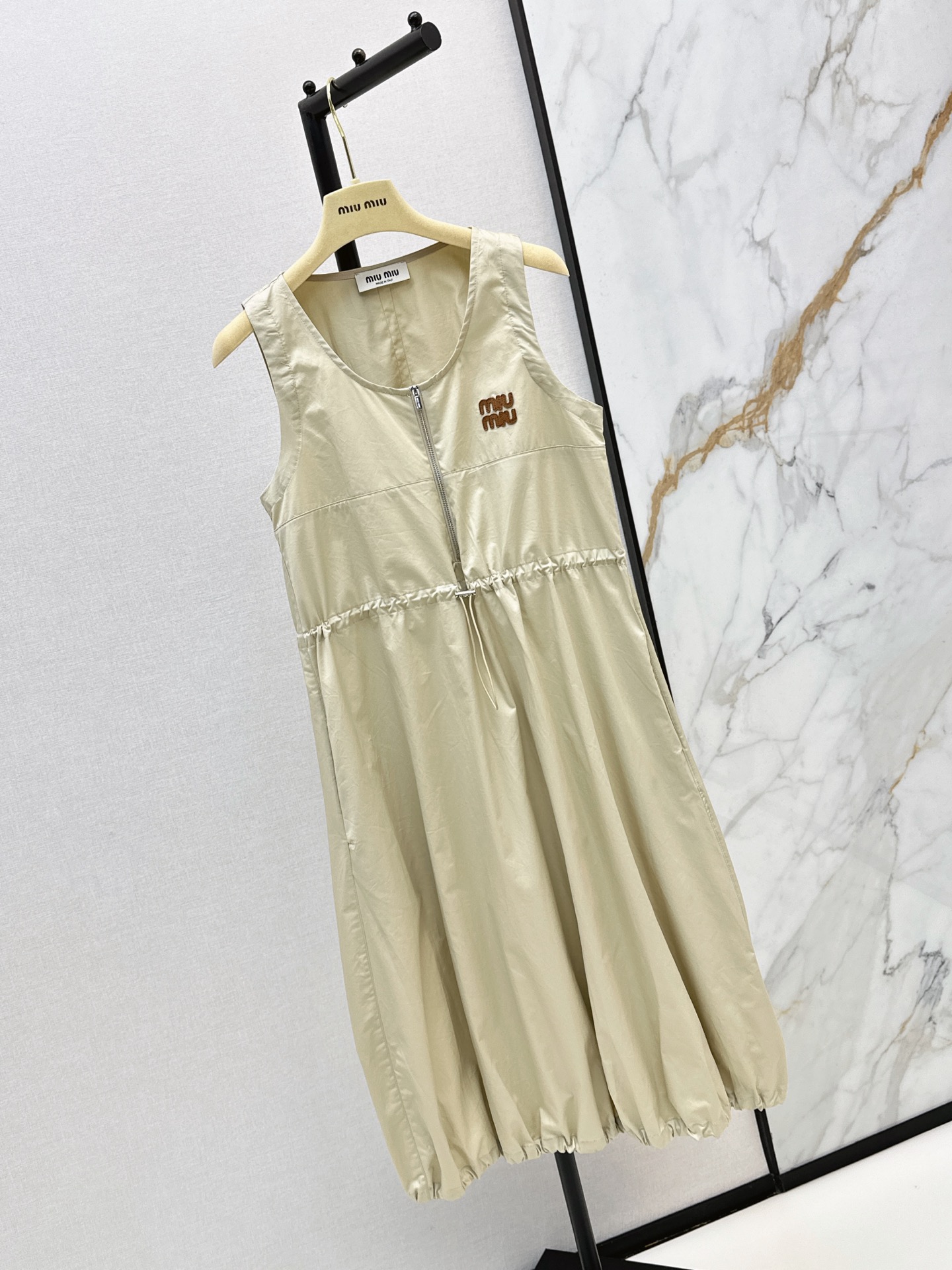 Miu 26ss causual sleeveless dress