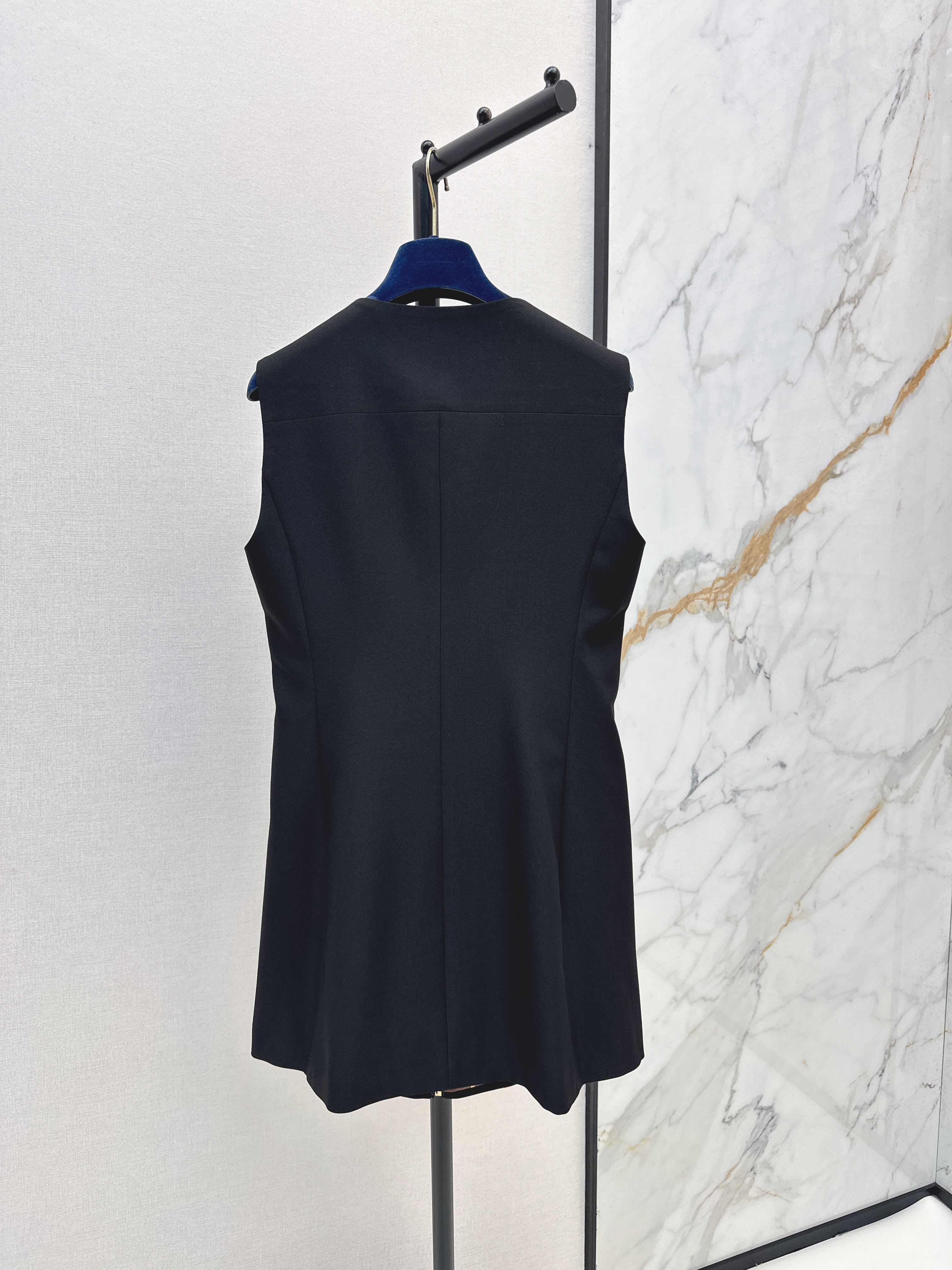 Loui 26ss sleevess zip dress