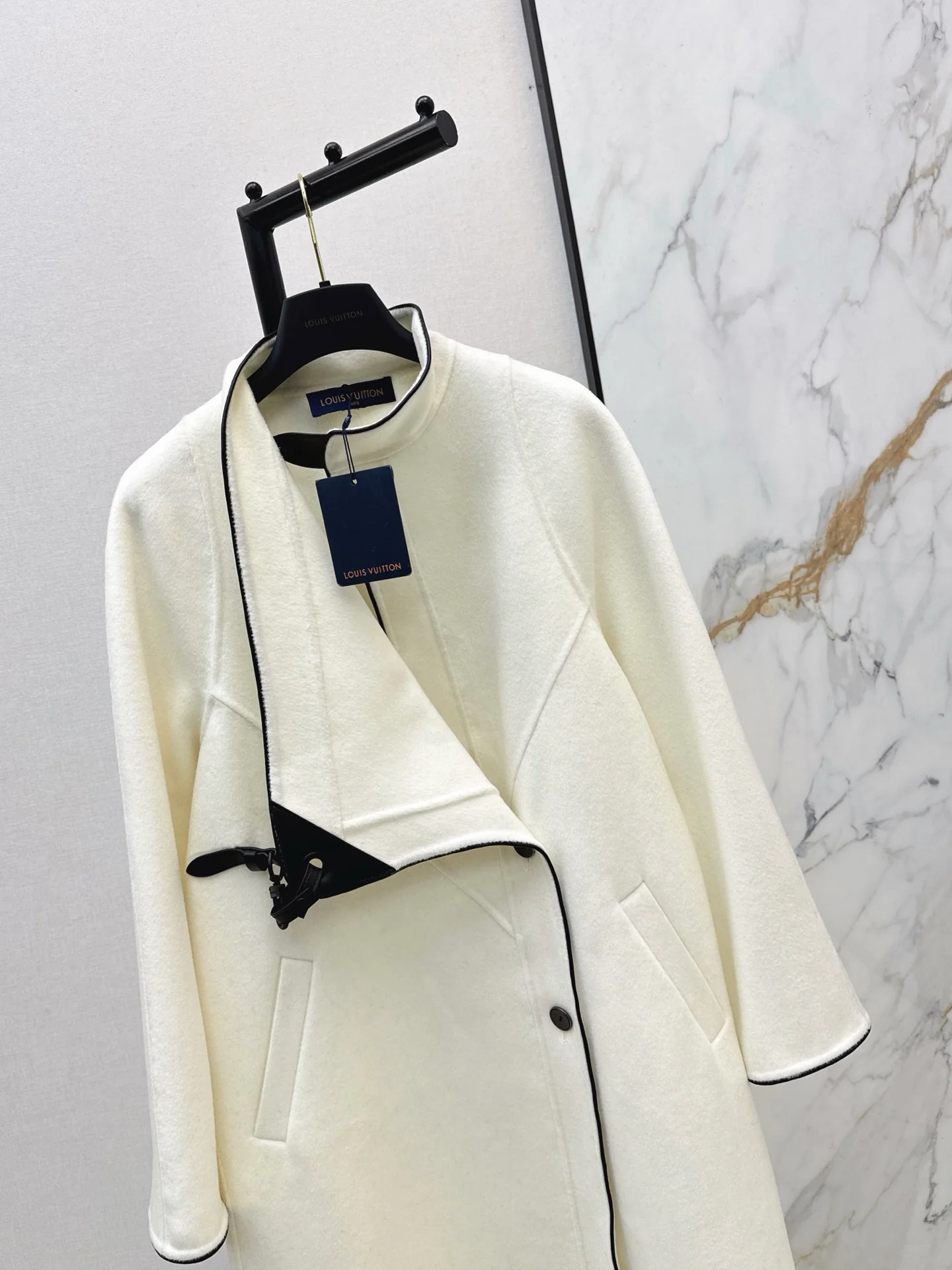 Louis 25fw woolen overcoats