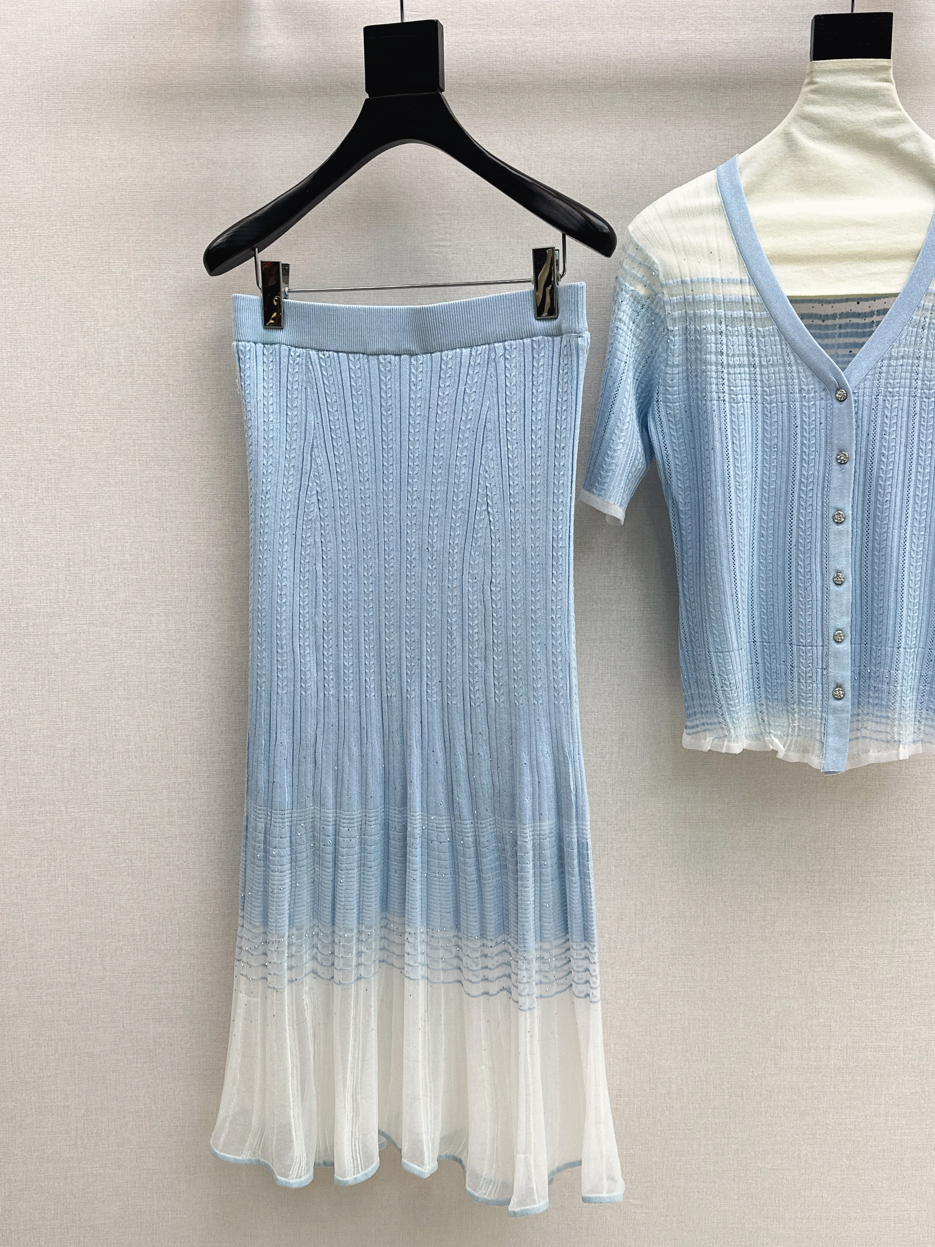 Chan 26ss knit cardigan skirt set