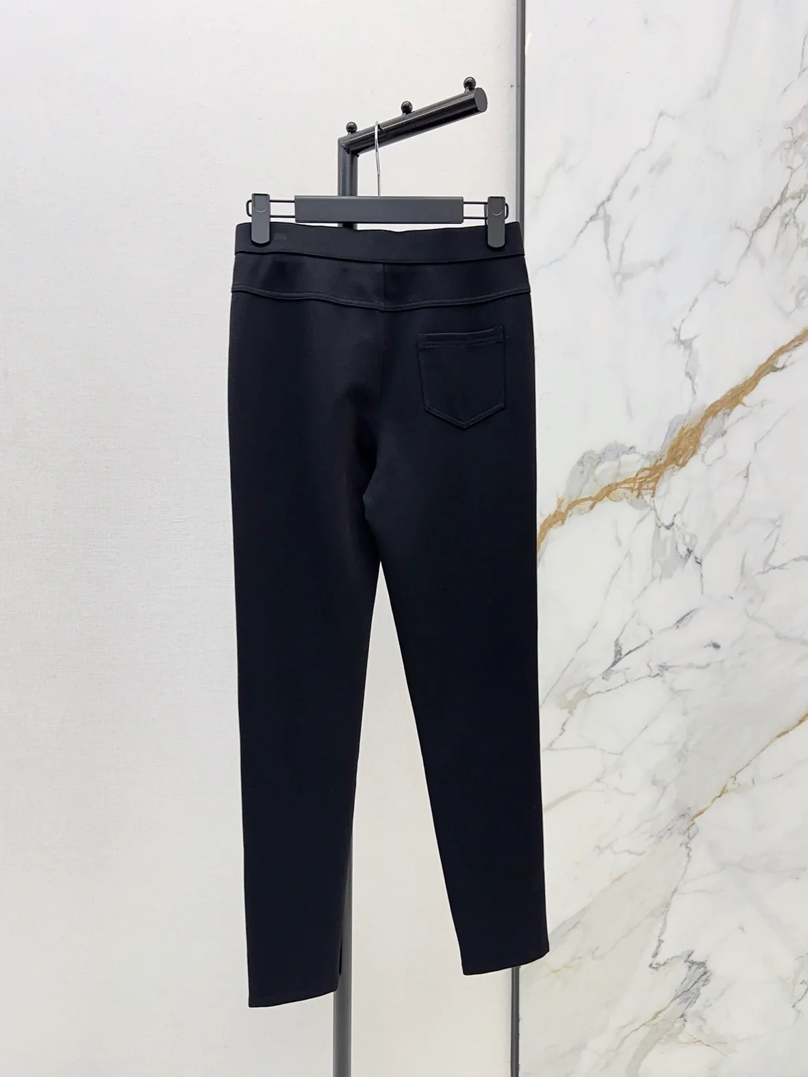 CD 25fw embroidery legging