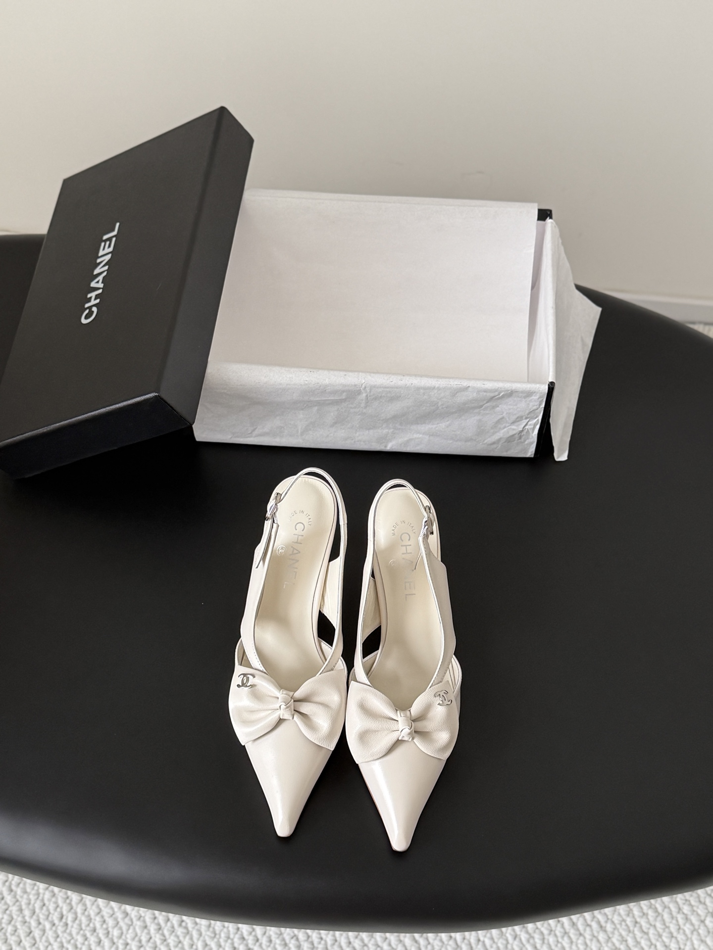 Chan 26ss bow slingback heel