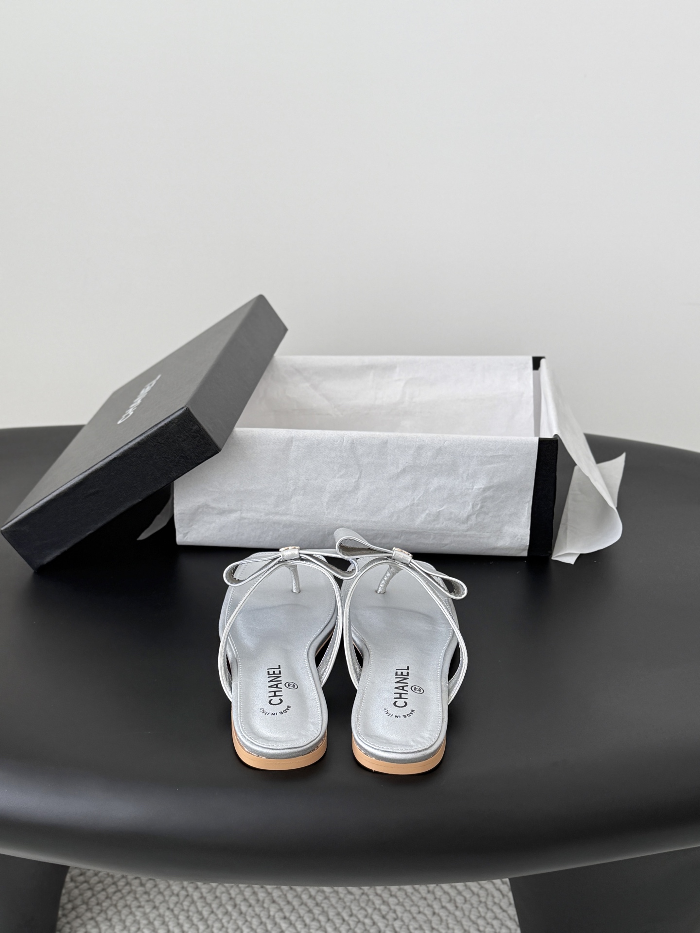 Chan 26P flip-flops