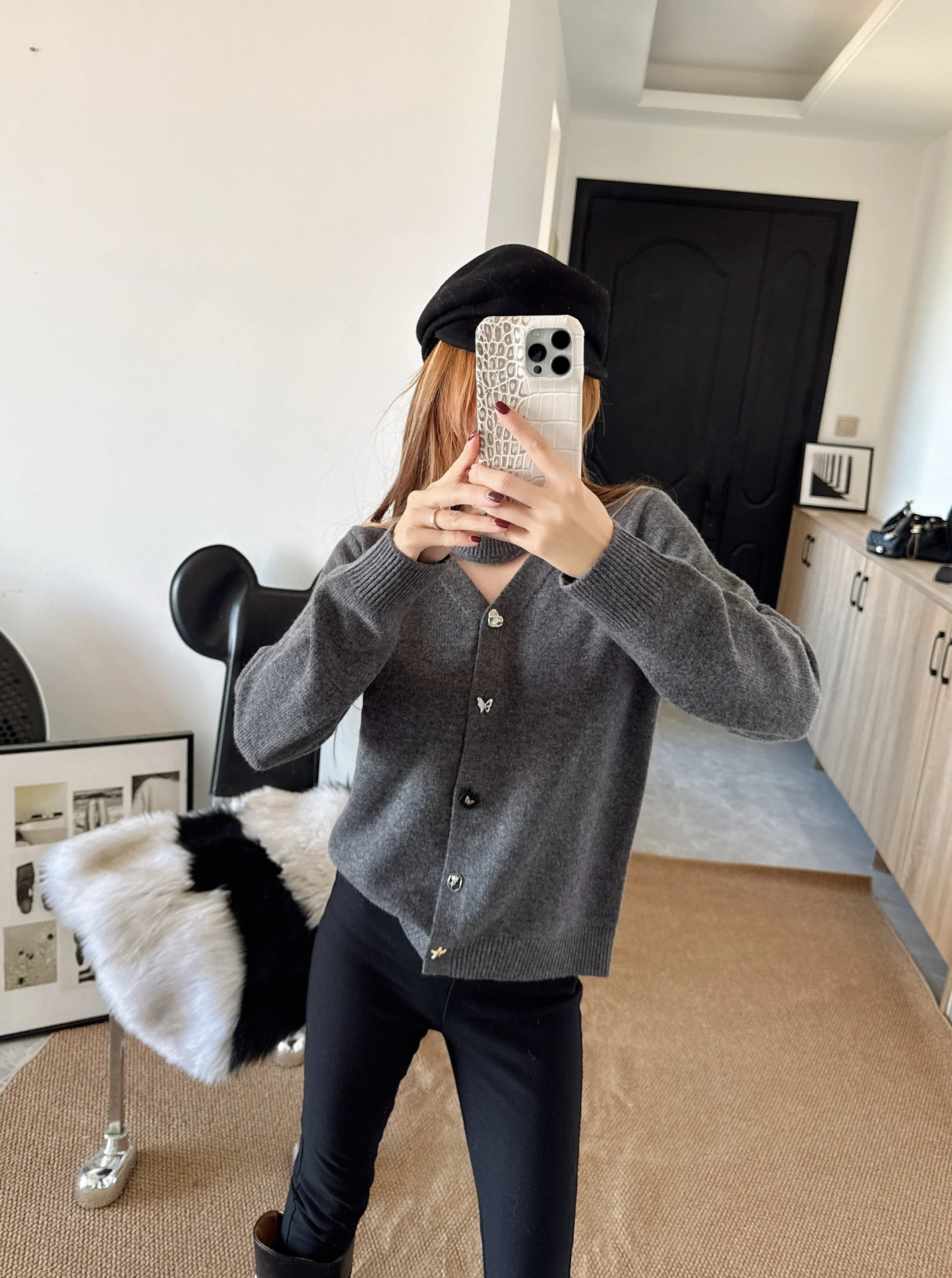 Chan 26ss wool cardigan
