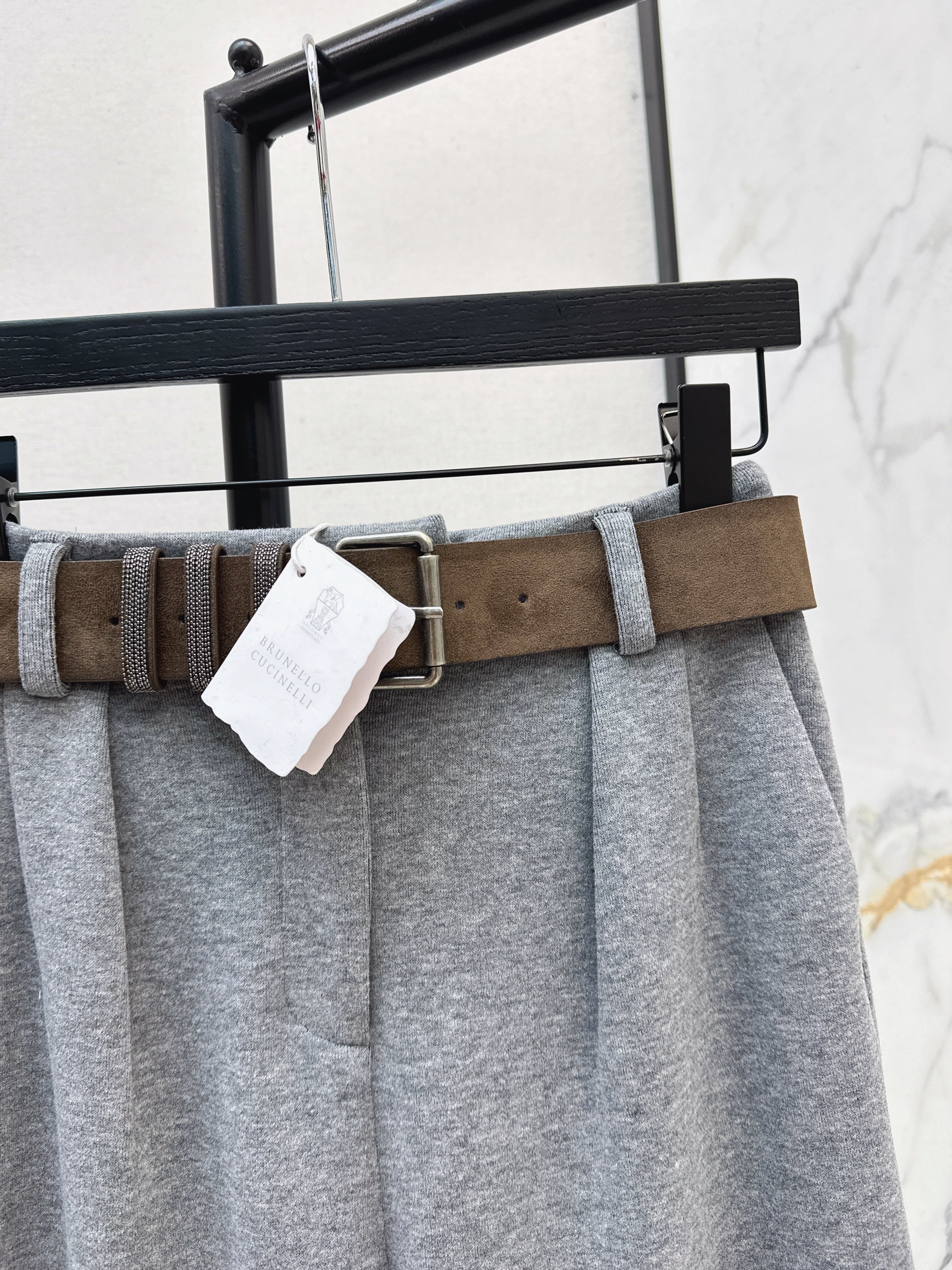 Brun 26ss straight pants with belted