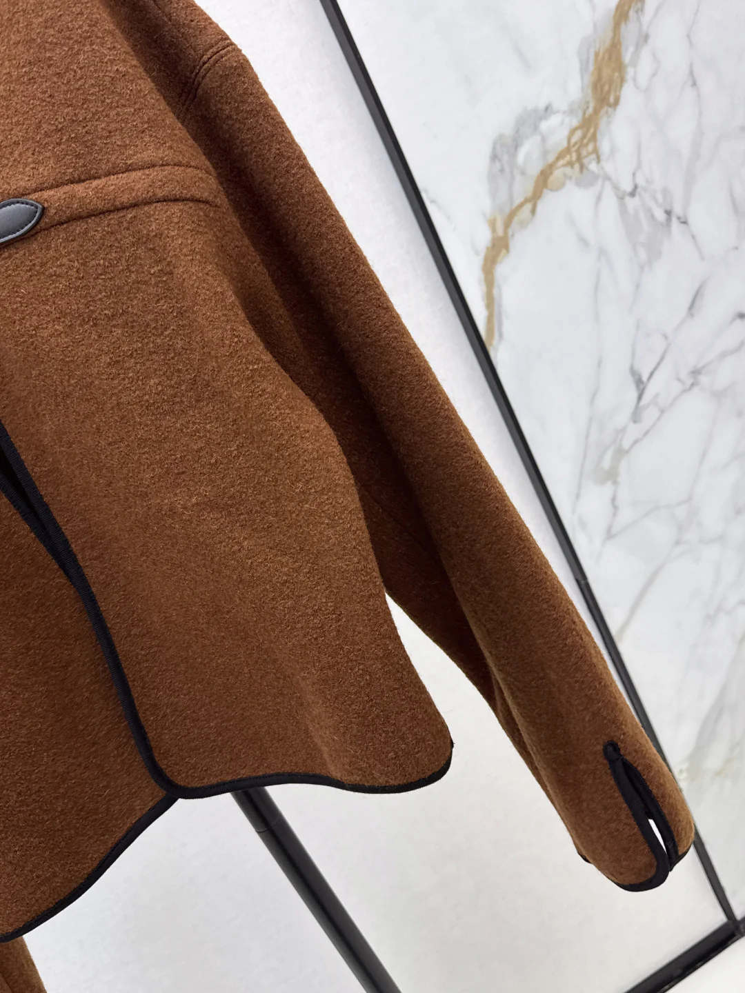 Louis 25fw cape jacket