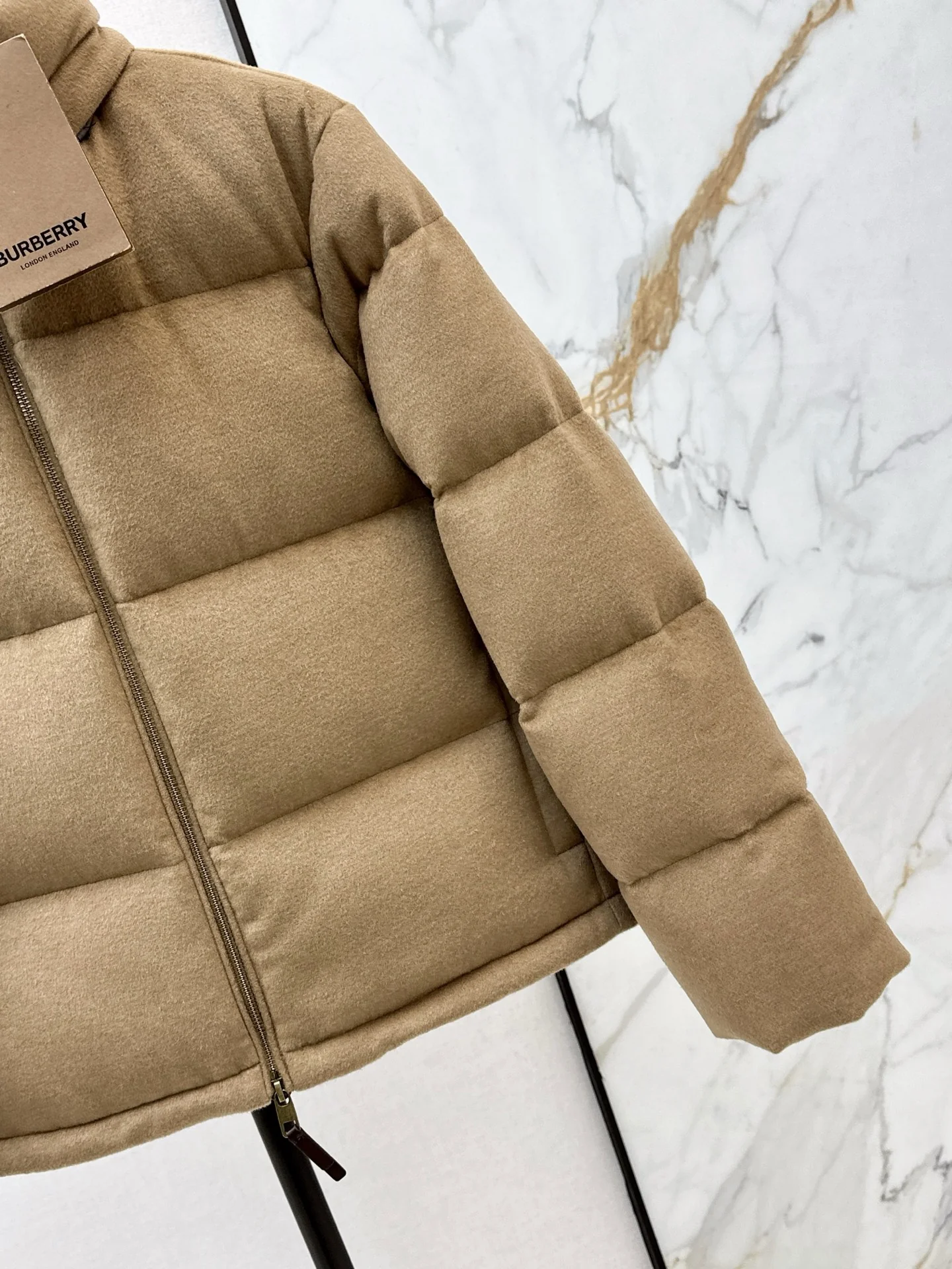 Burb 25fw down jacket