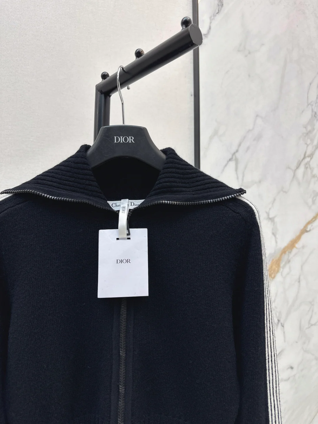 CD  25fw cashmere cardigan