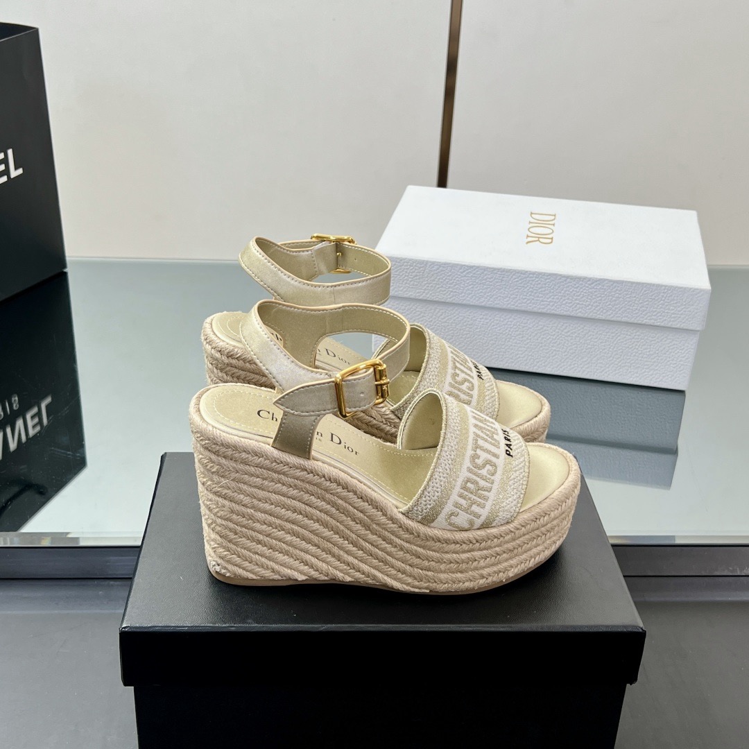CD 26ss sandals