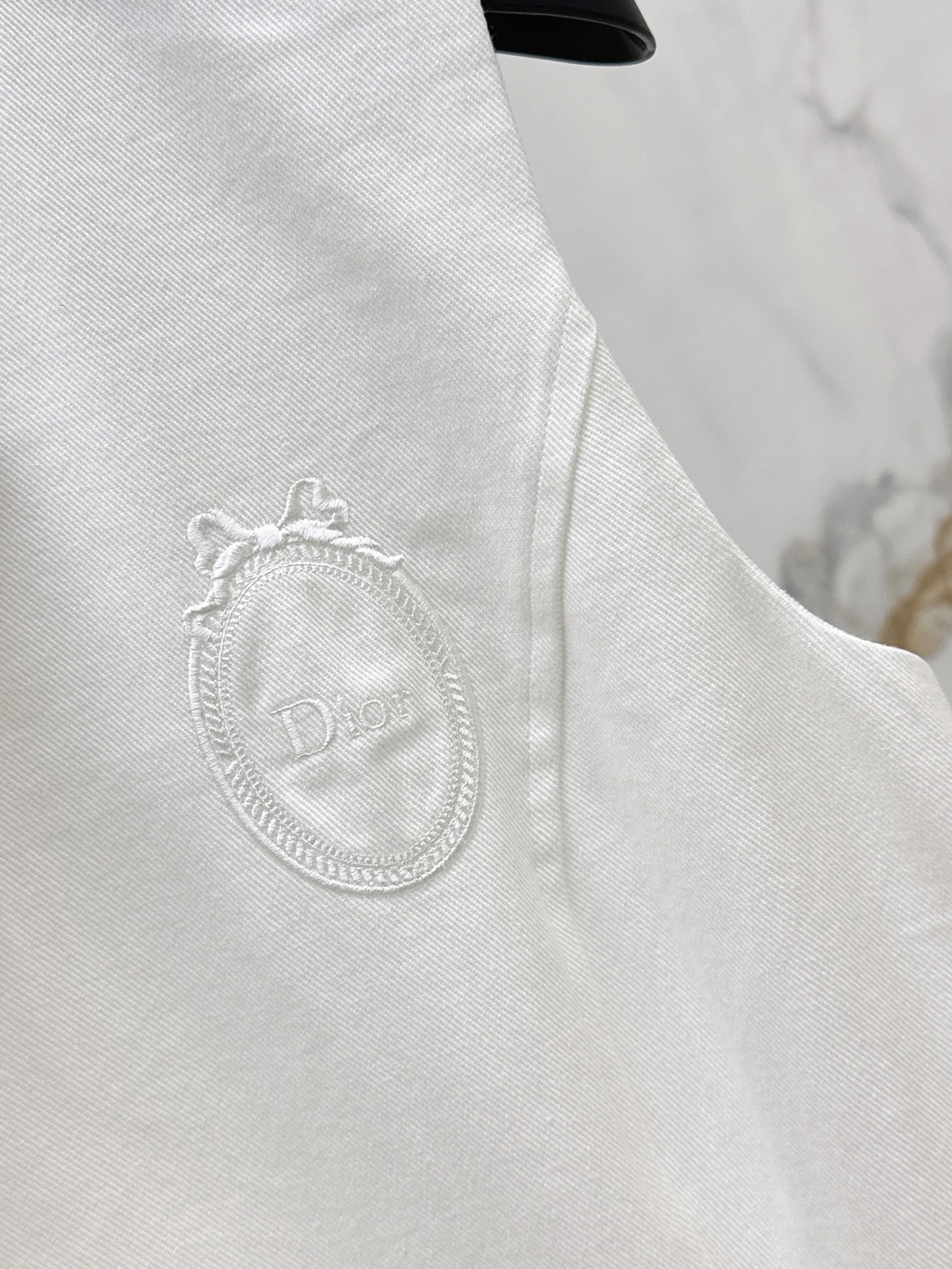 CD 26ss embroidery sleeveless dress