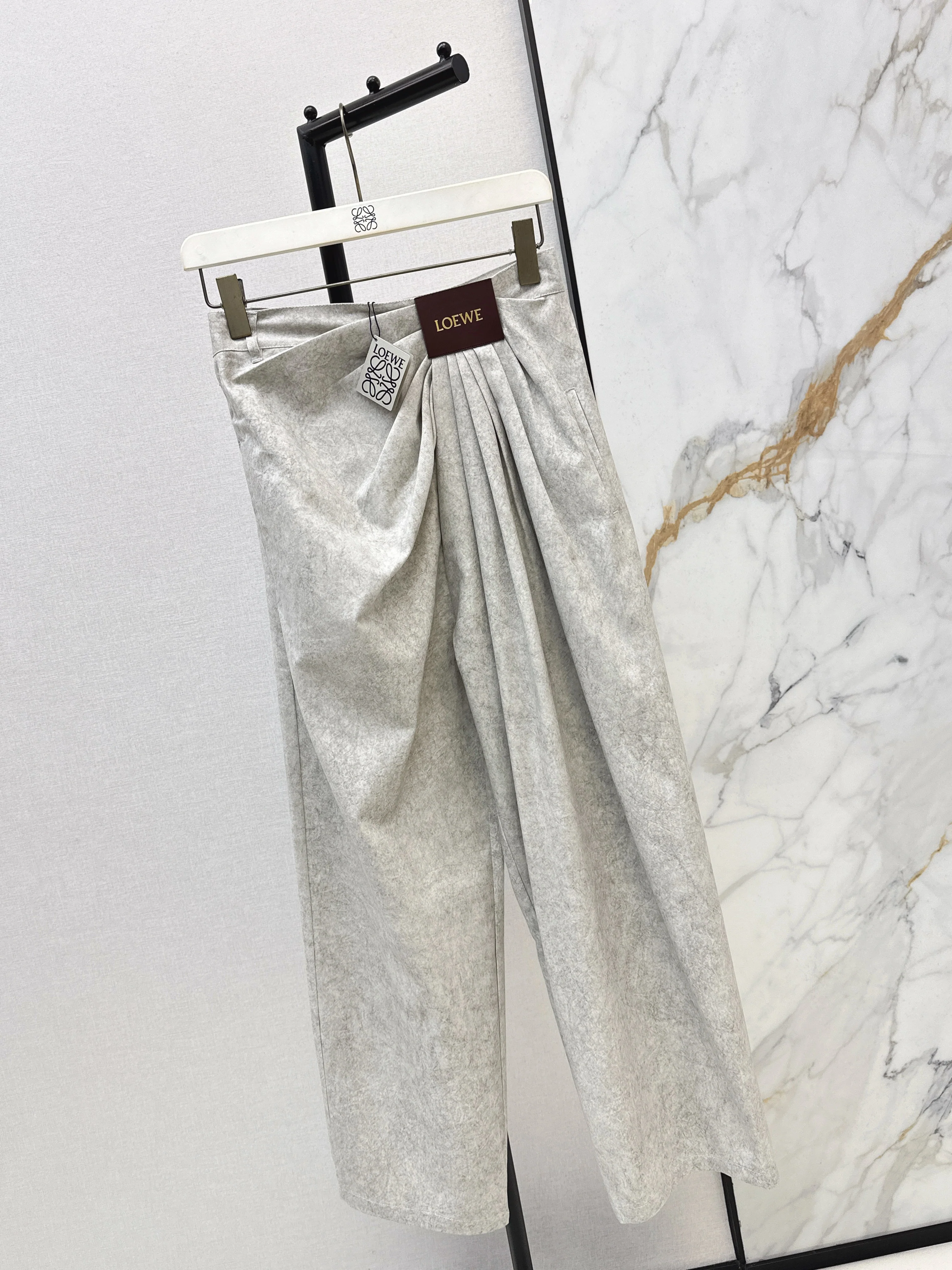 Loe 26ss crinkled pants