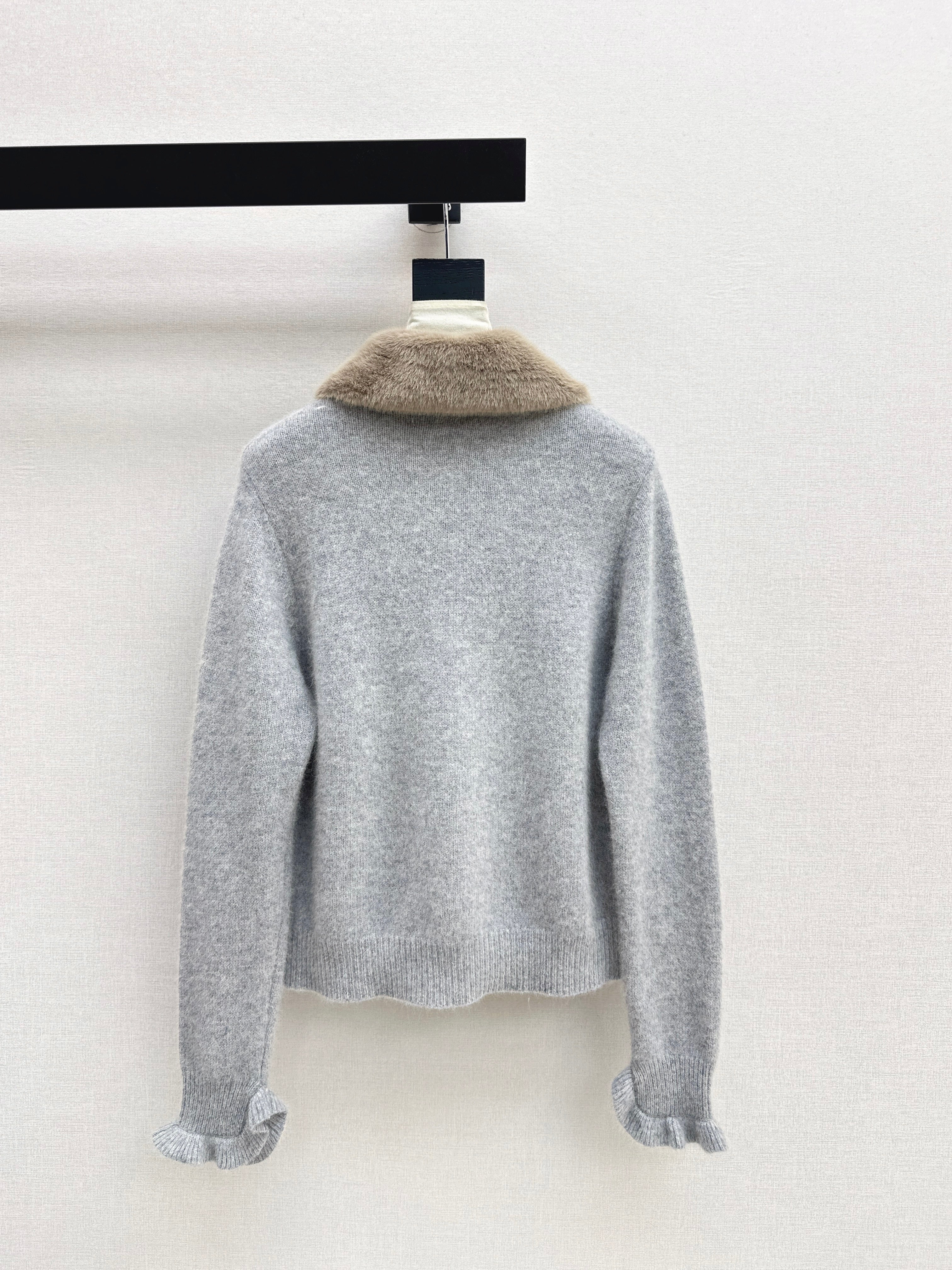 Miu 26ss wool cardigan