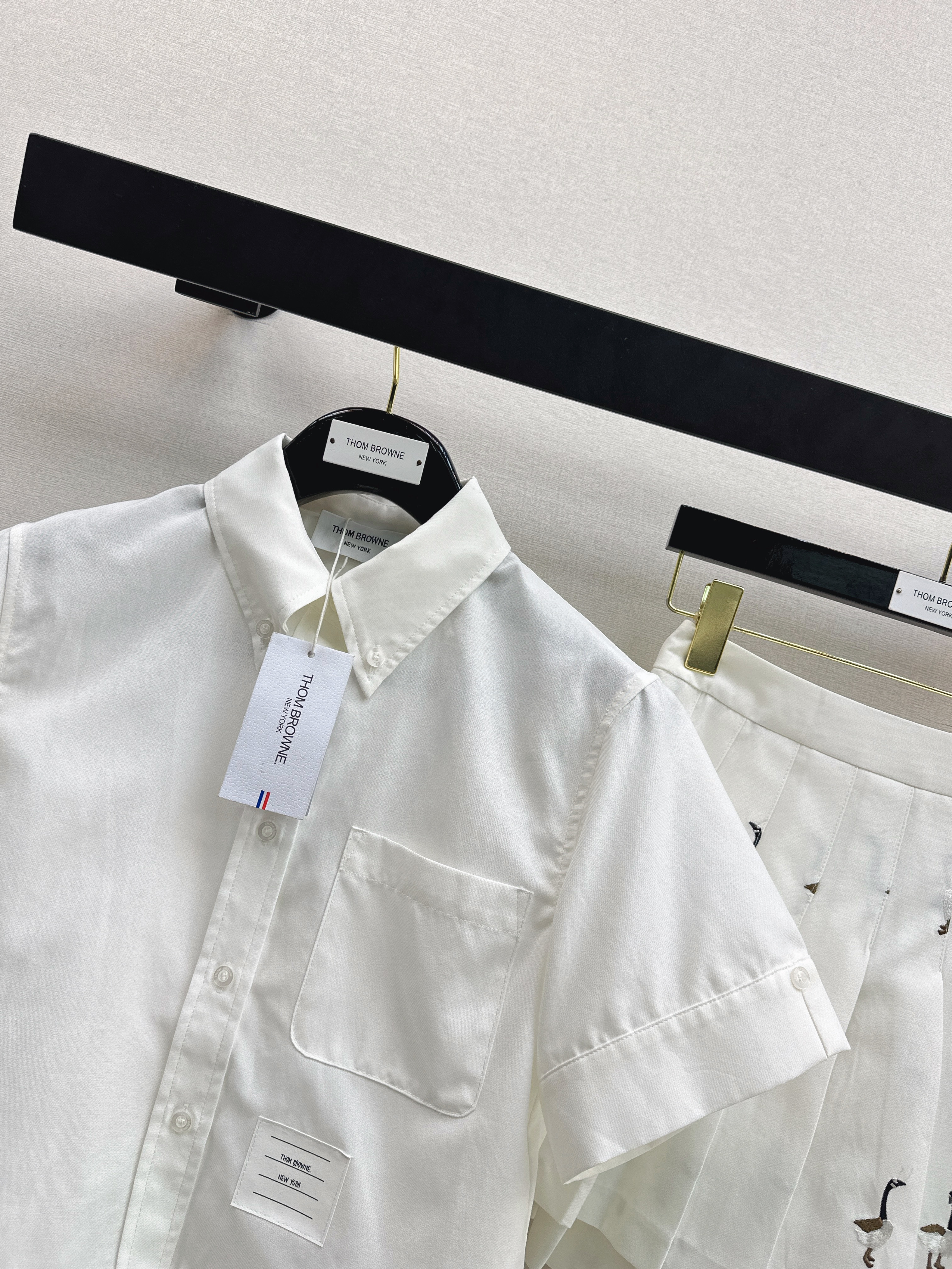 Thom 26ss shirt embroidery skirt set