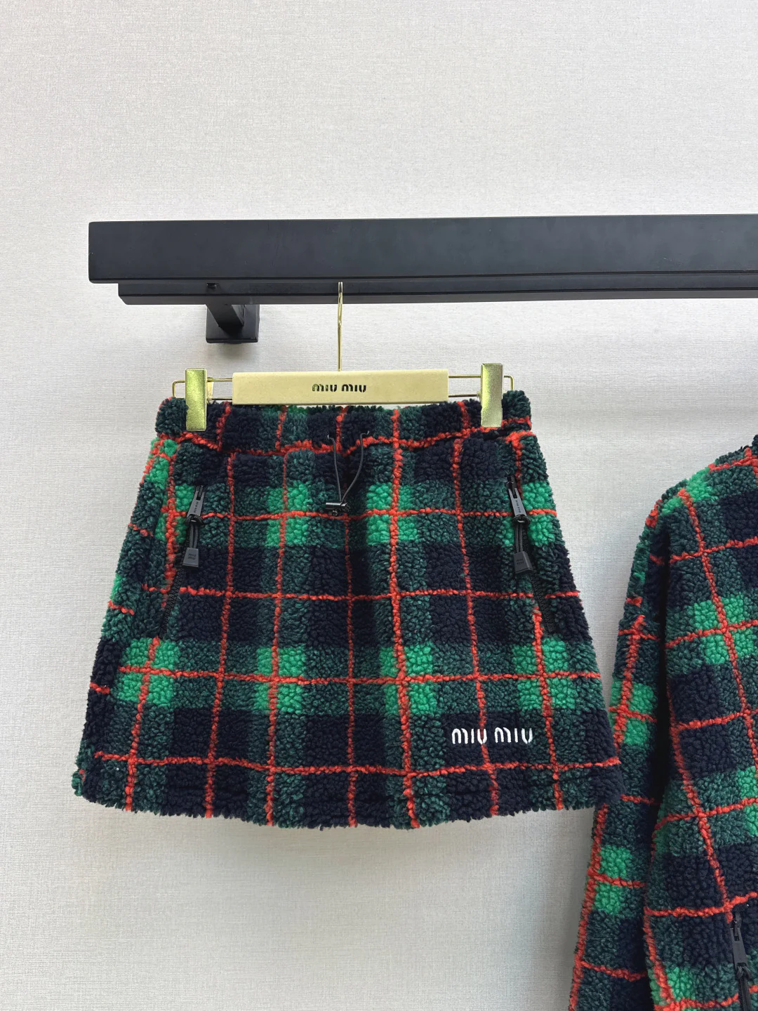 Miu 25fw fleece jacket skirt