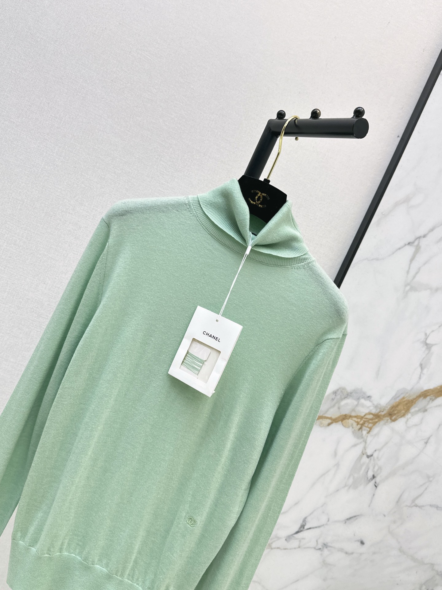 Chan 26ss high neck sweater