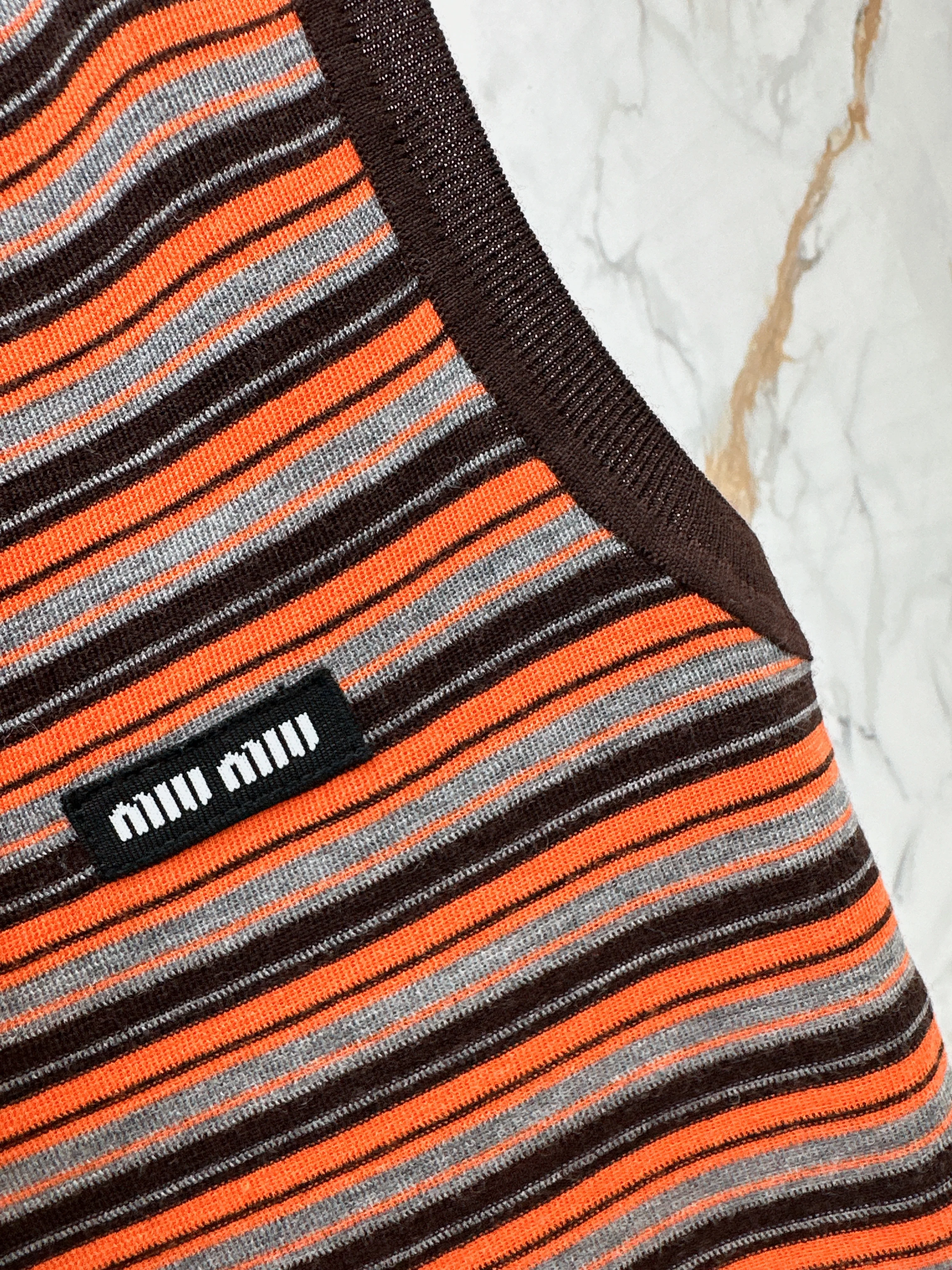 Miu 26ss stripe sleeveless knitted vest