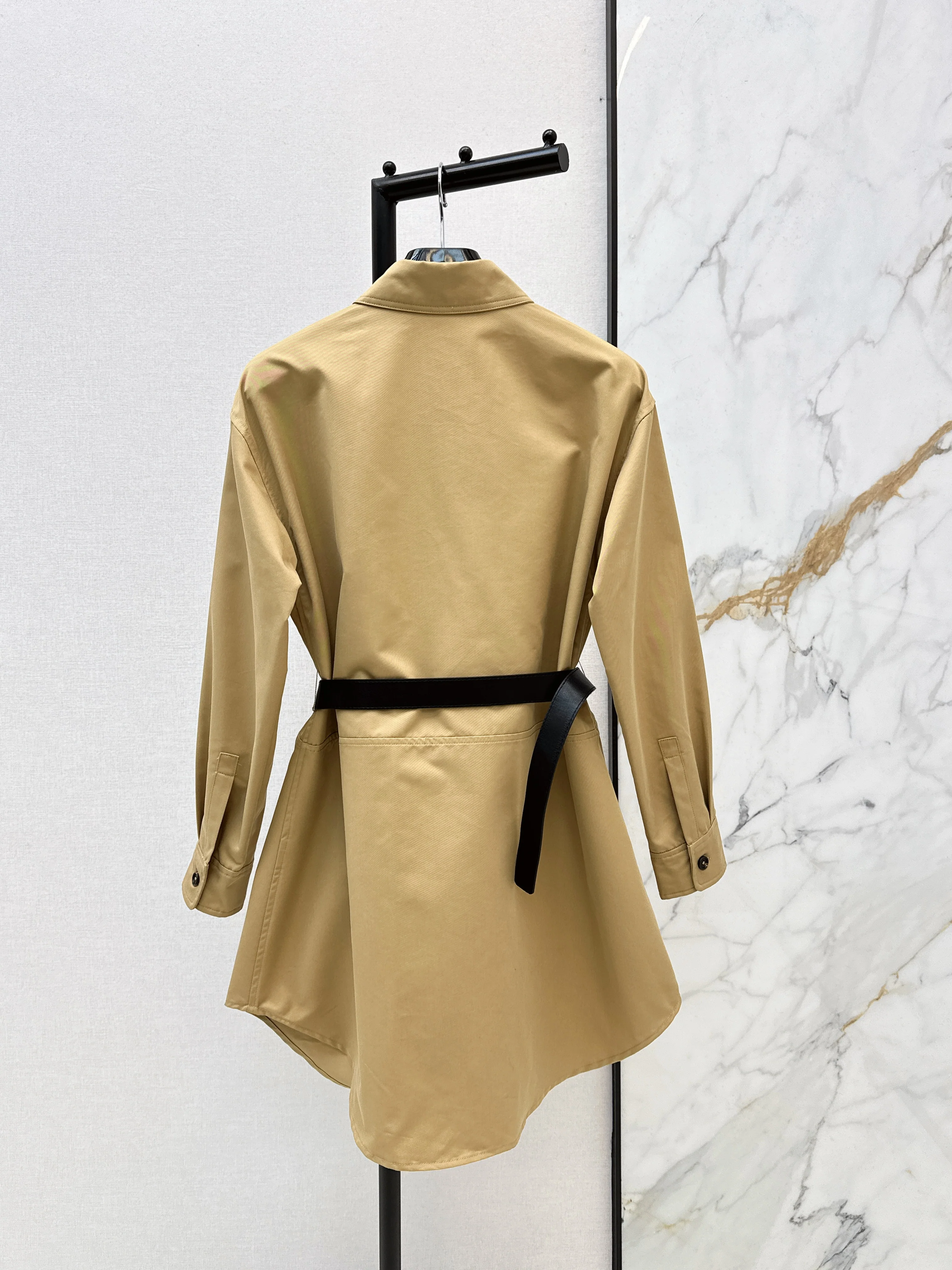 Celi 26ss dress with belted