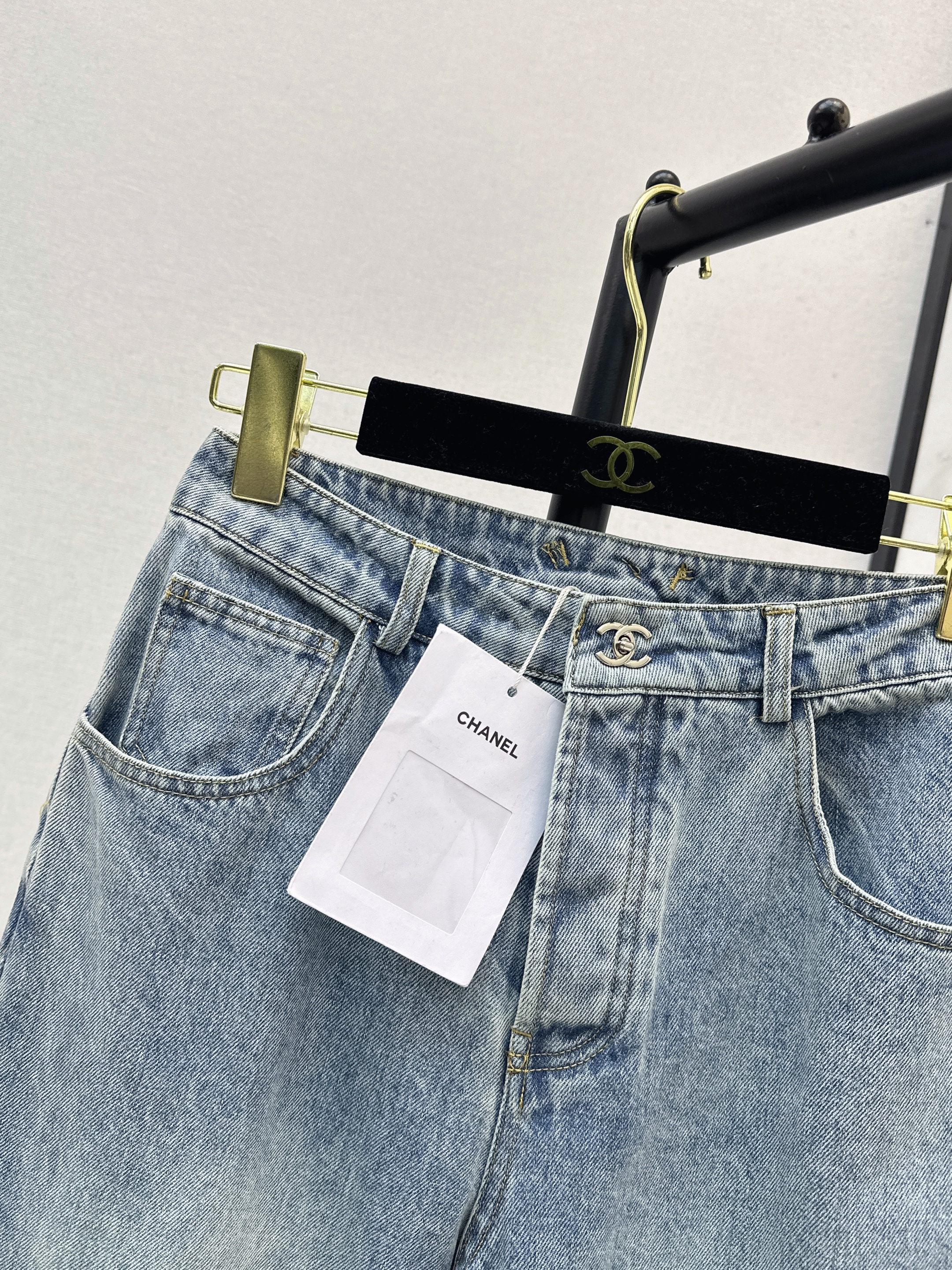 Chan 26ss straight jaens