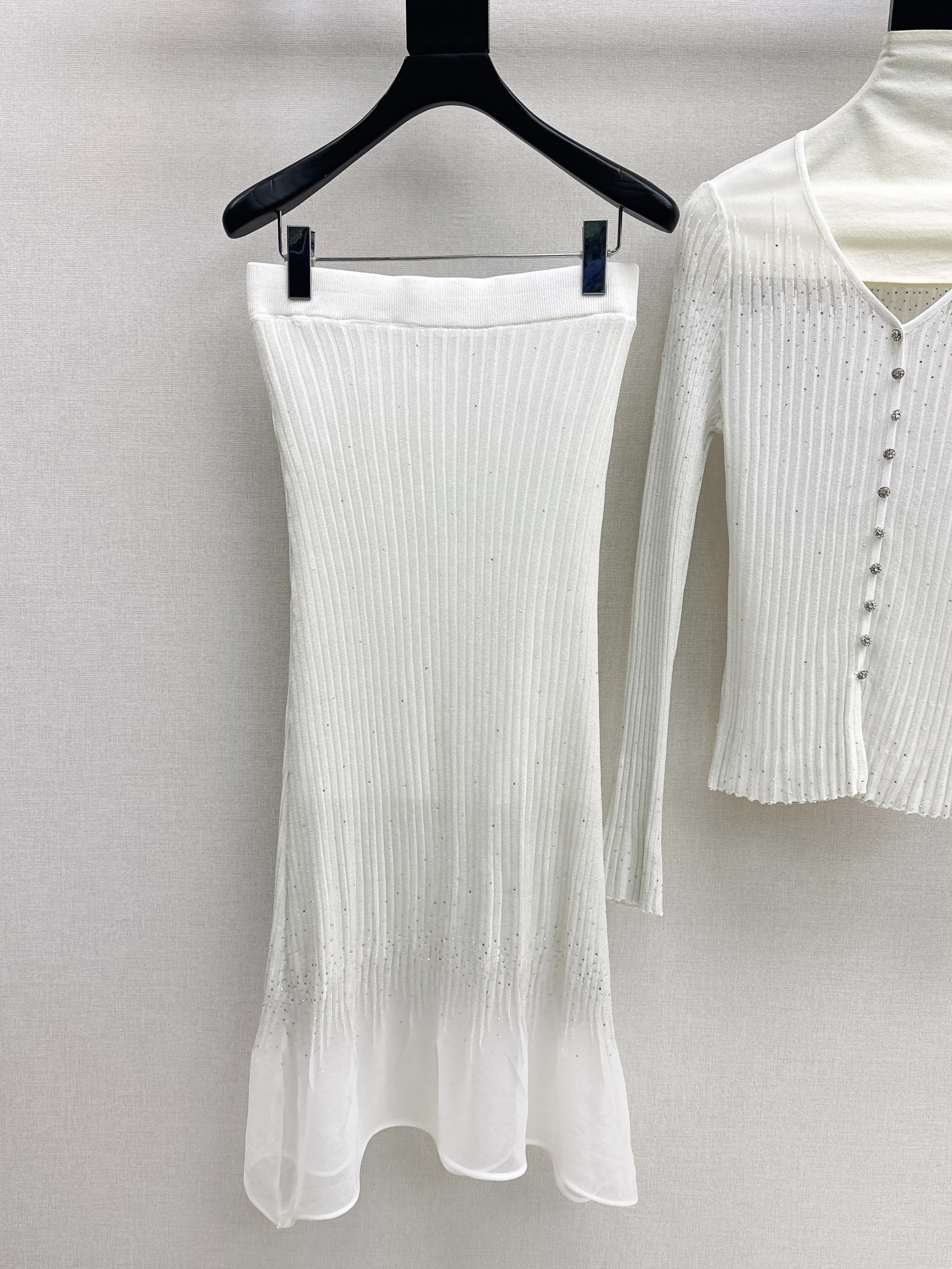 Chan 26ss rhinestone knit suit