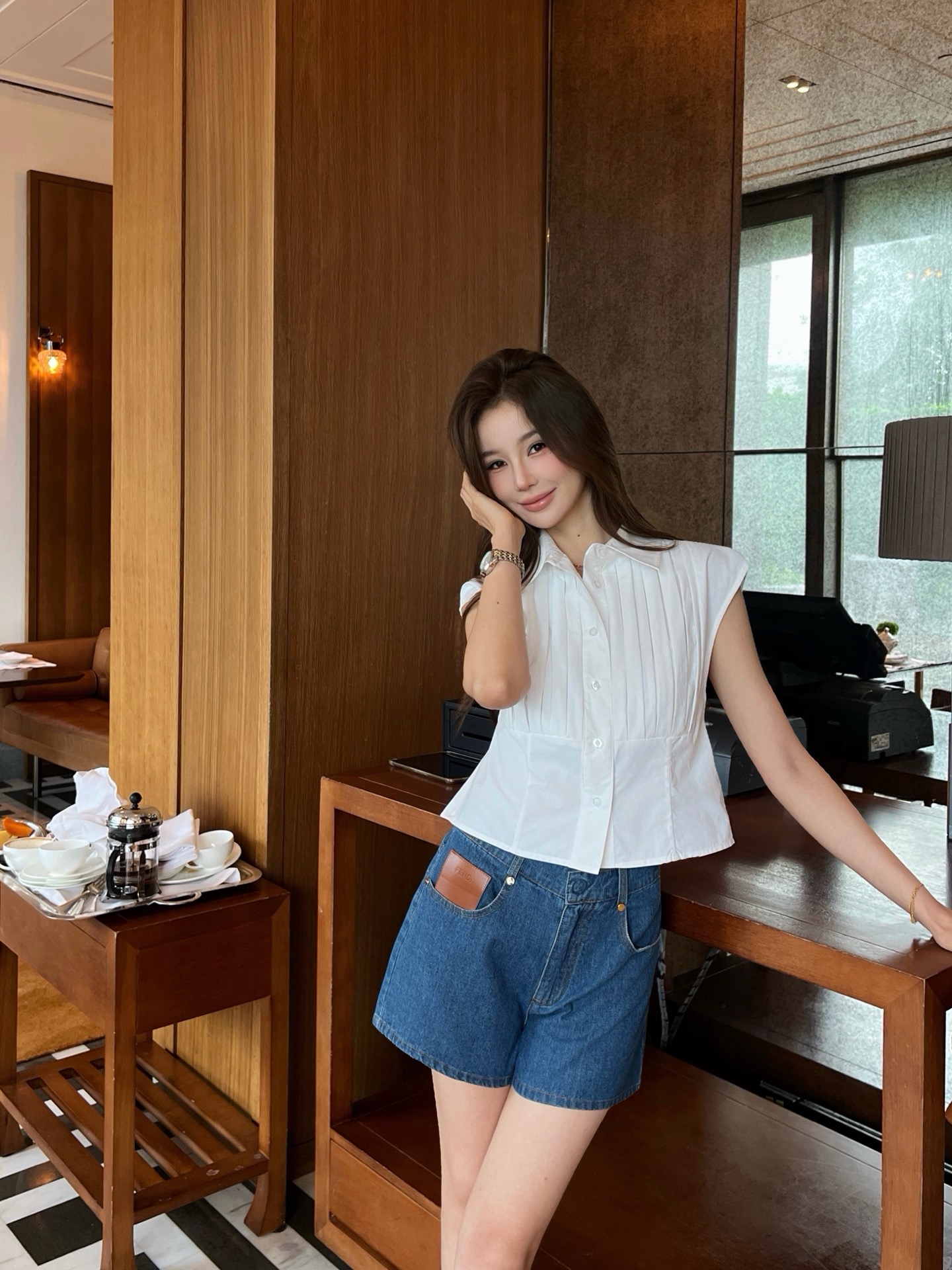 Fen 26ss sleeveless shirt