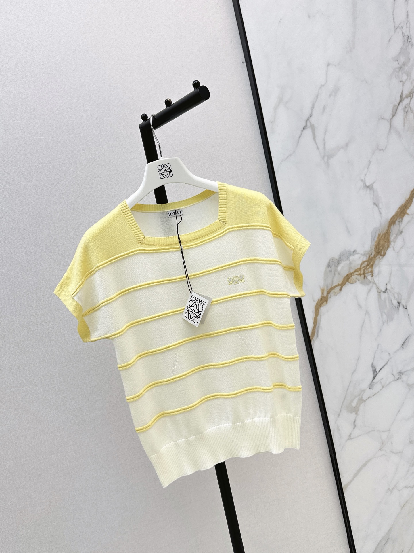 Loe 26ss stripe knit sweater