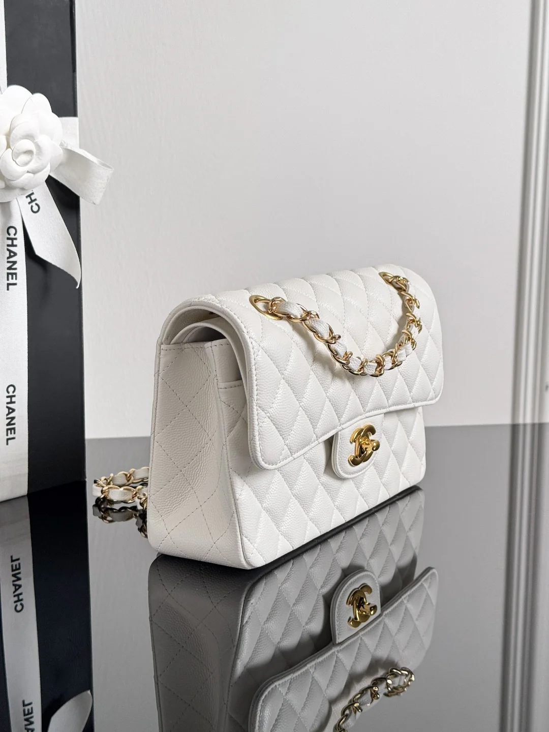 Chan cf23 chain shoulder bag