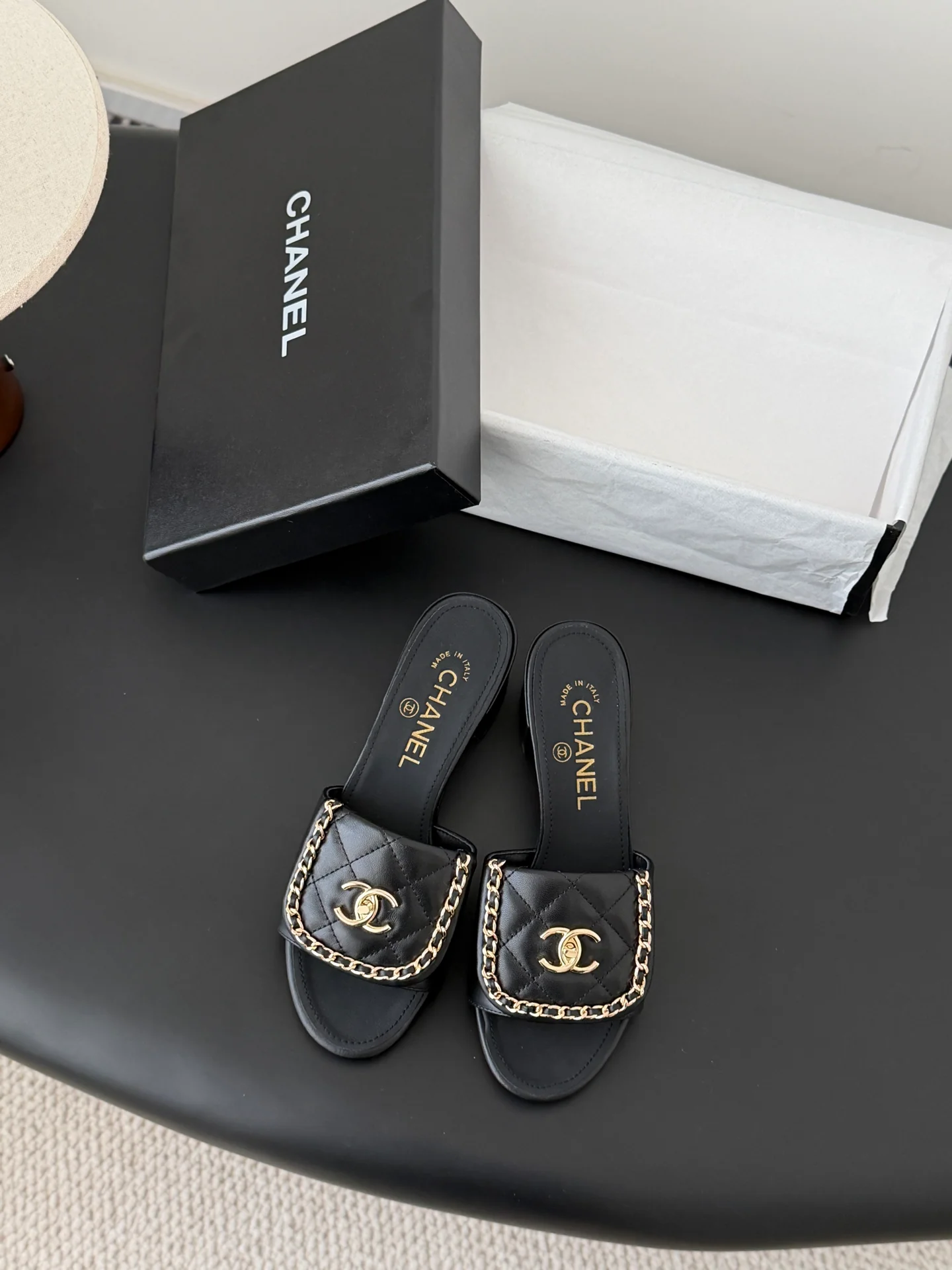 Chan 26ss chunky sandals