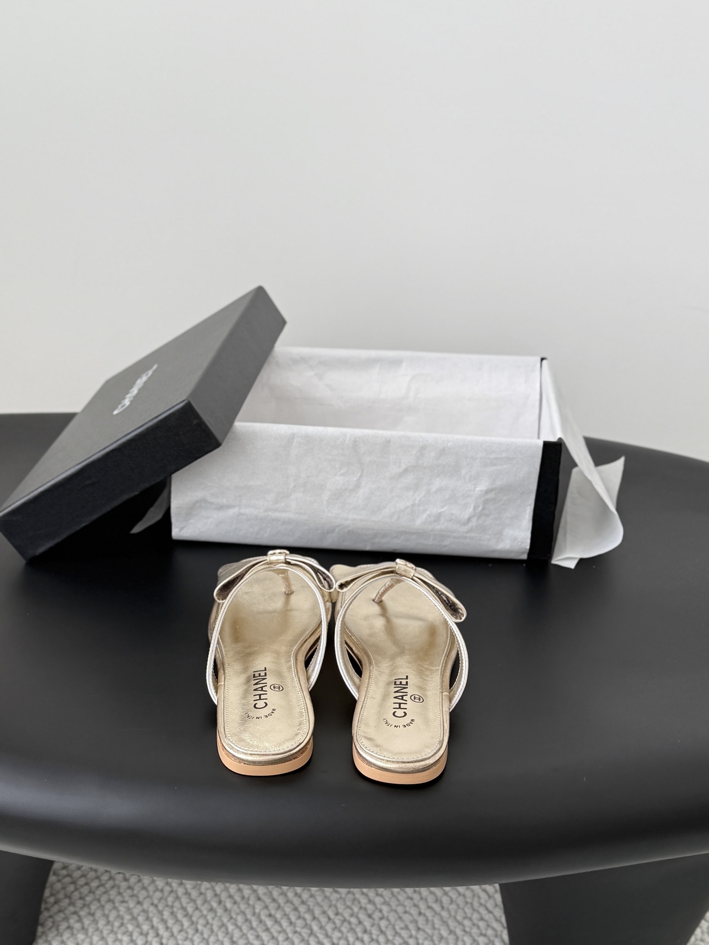 Chan 26P flip-flops