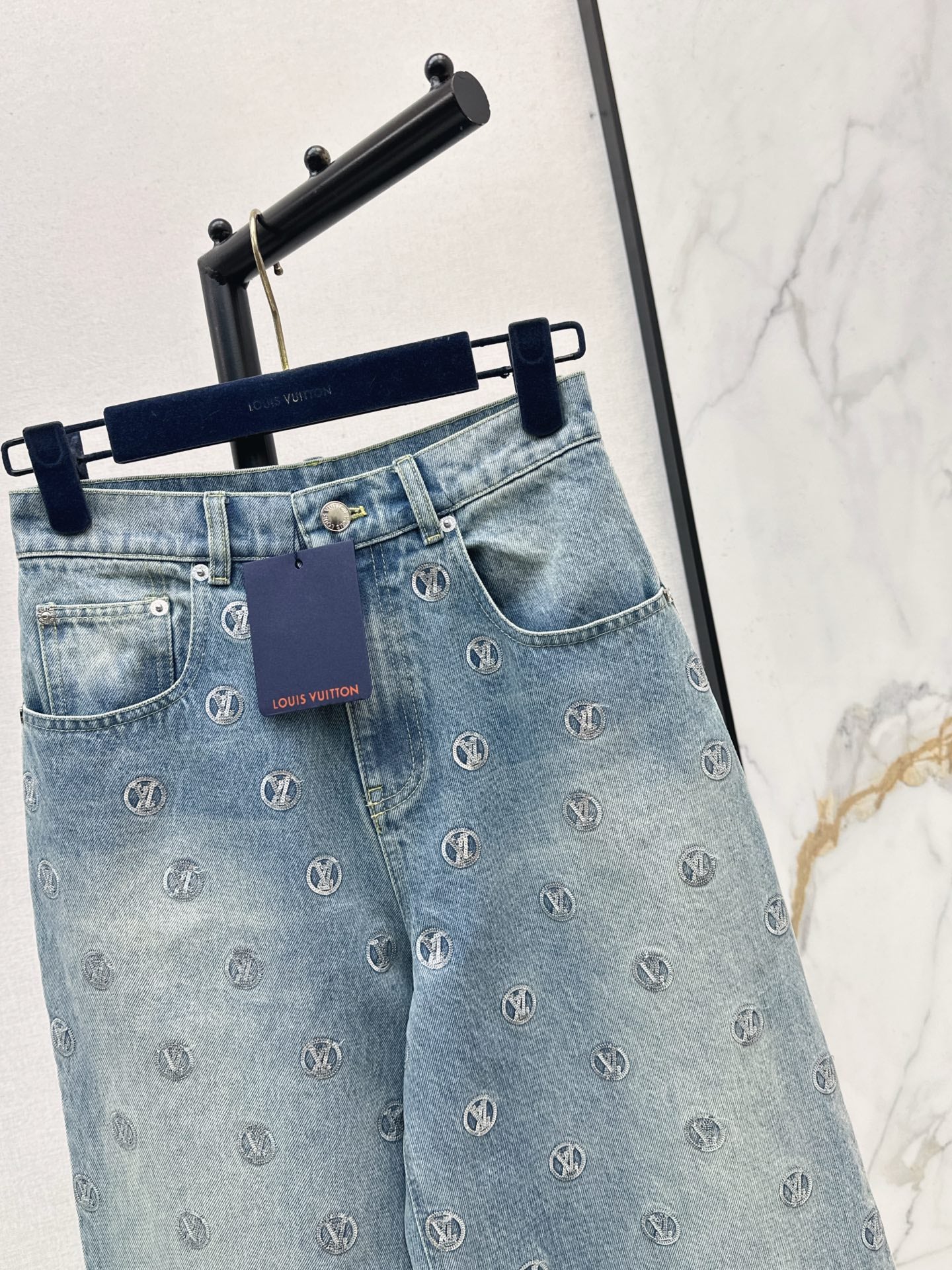 Louis 25fw embroidery jeans