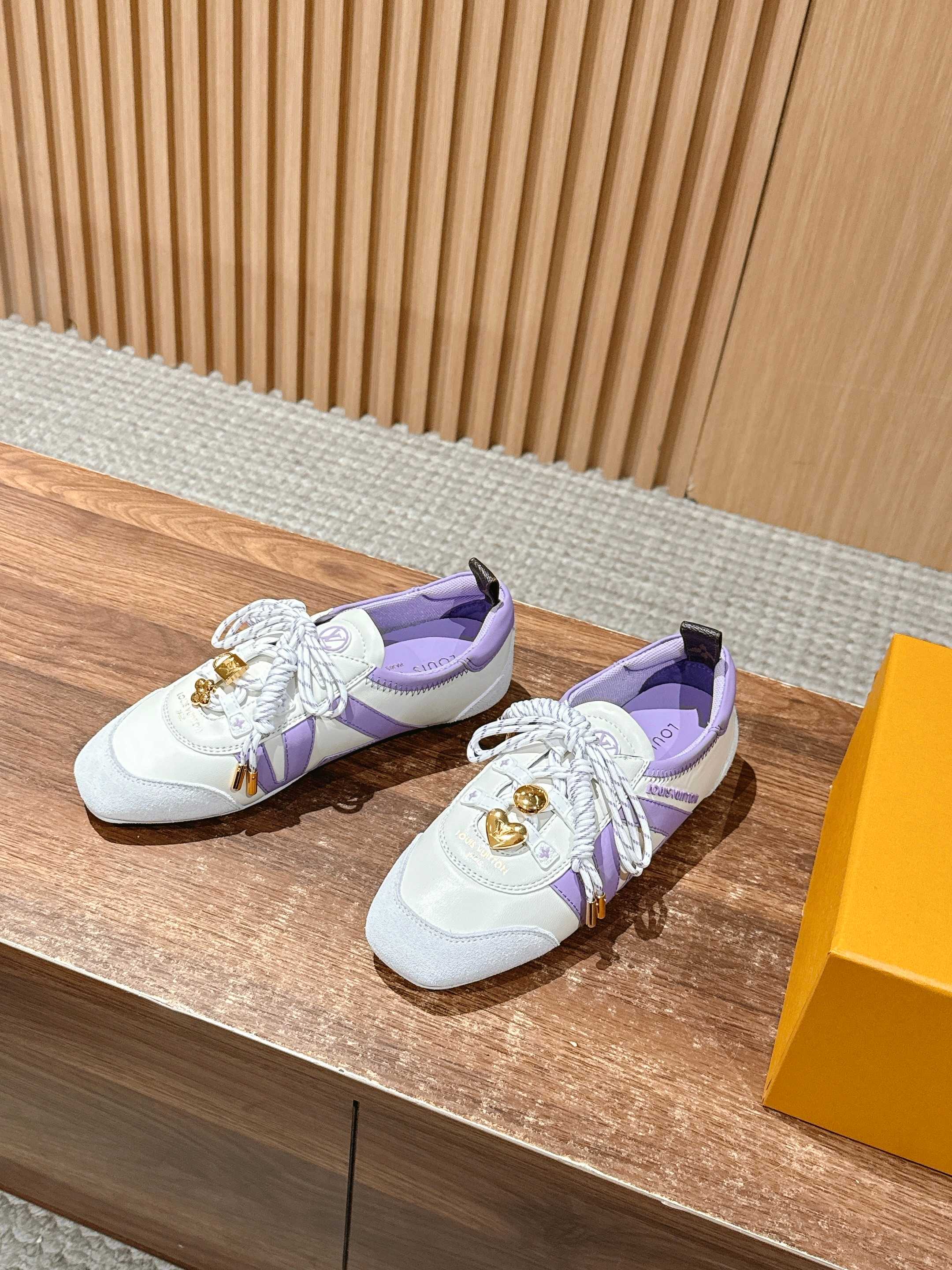 Loui 25fw sneaker