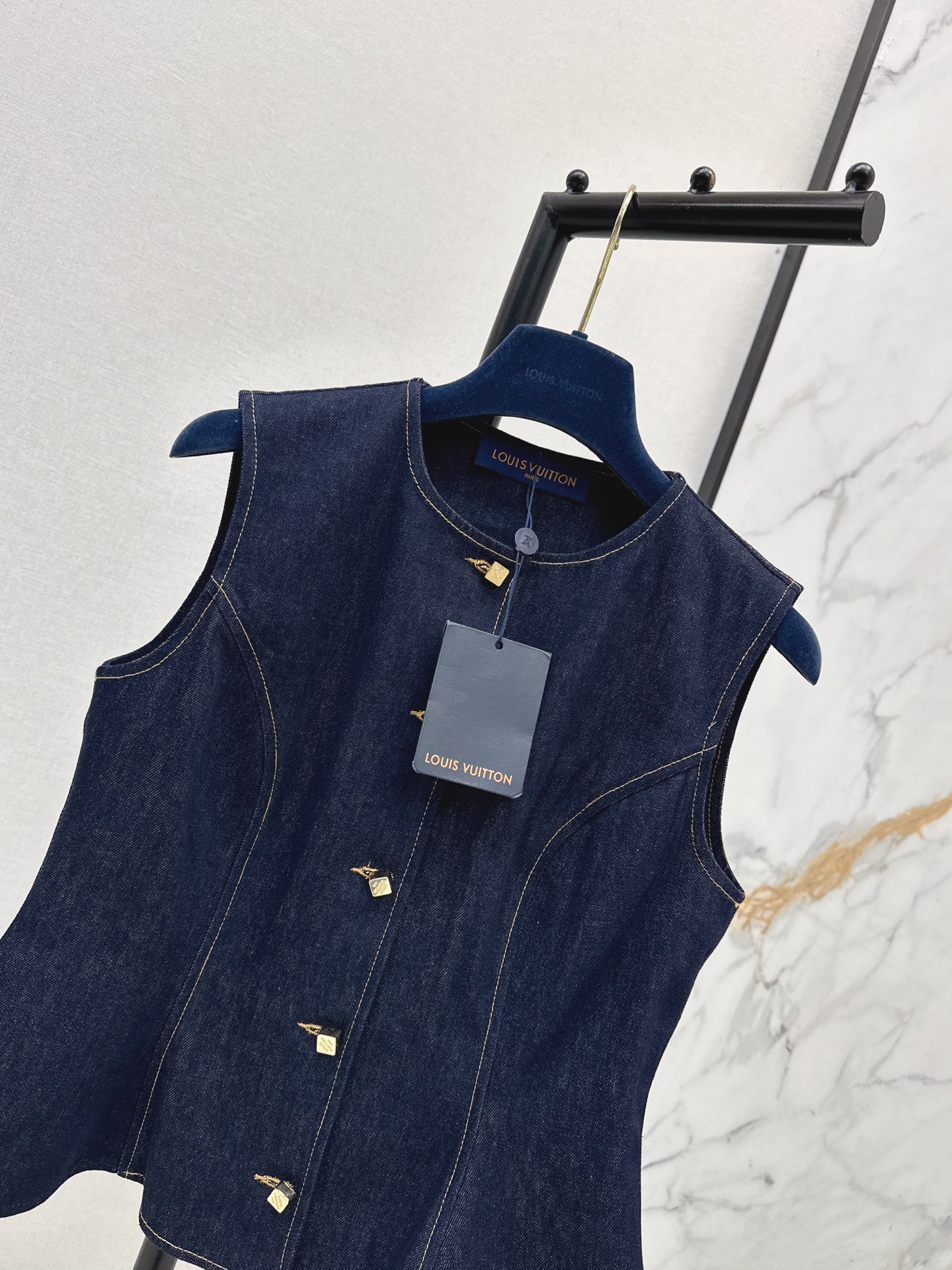 Loui 26ss ruffle denim top