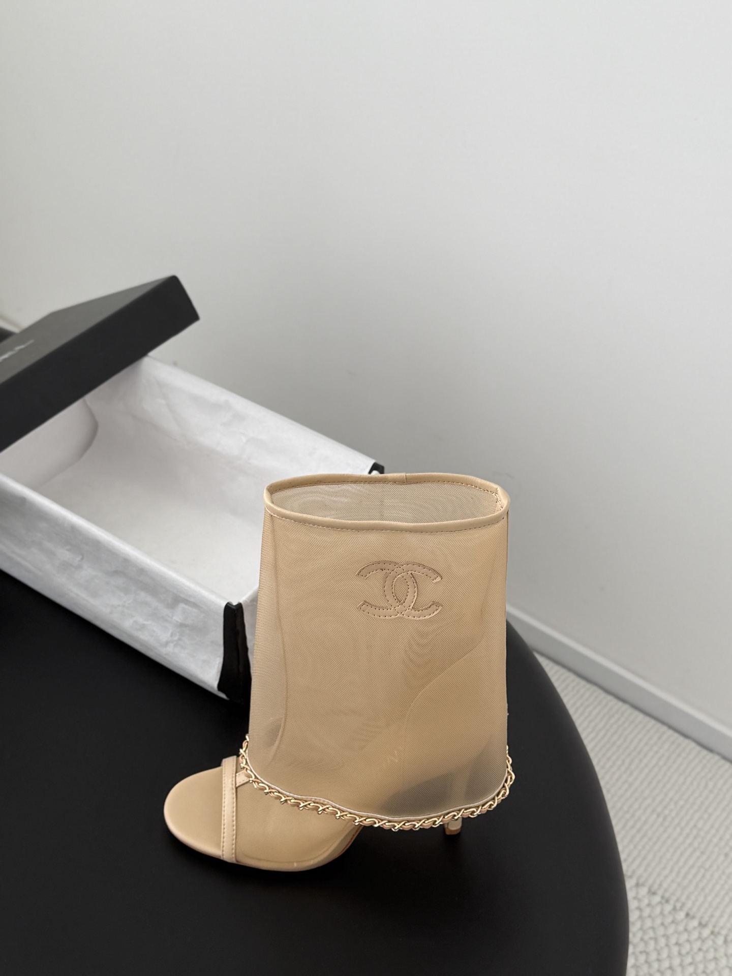 Chan 26K meash ankle boot