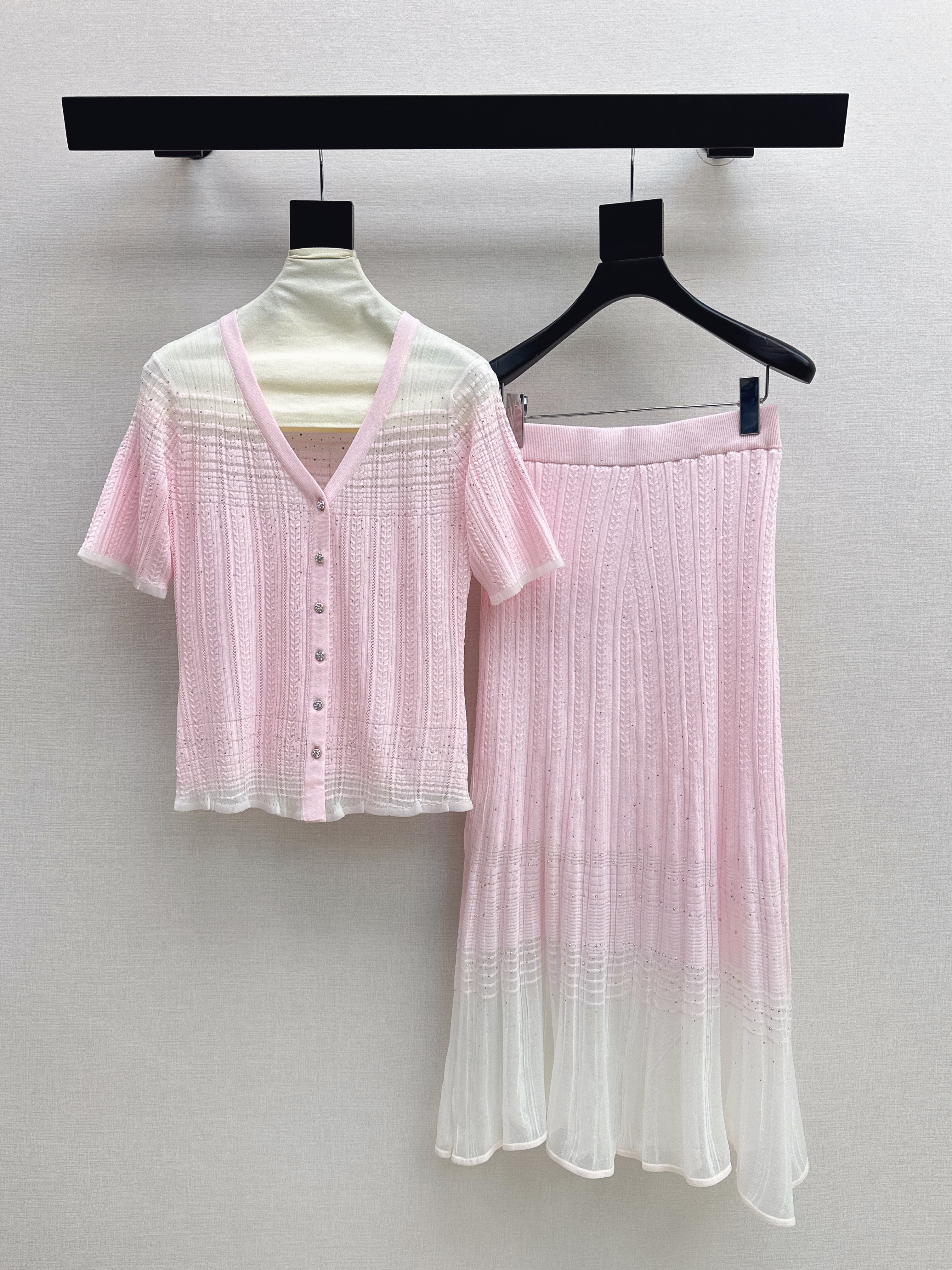 Chan 26ss knit cardigan skirt set