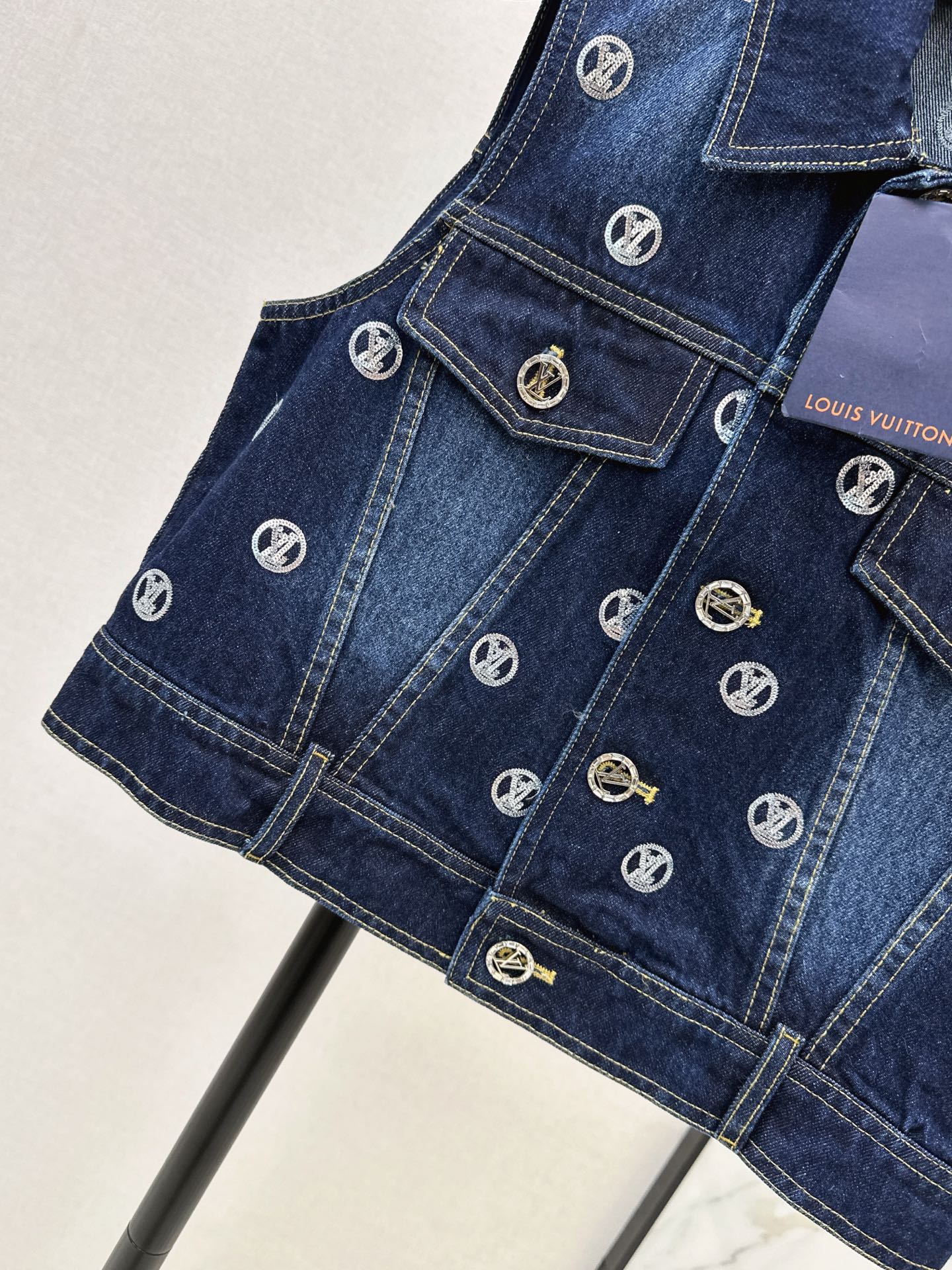 Louis 25fw embroidery denim vest