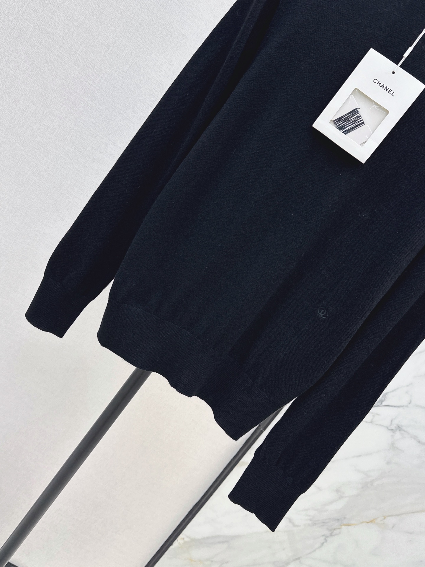 Chan 26ss high neck sweater