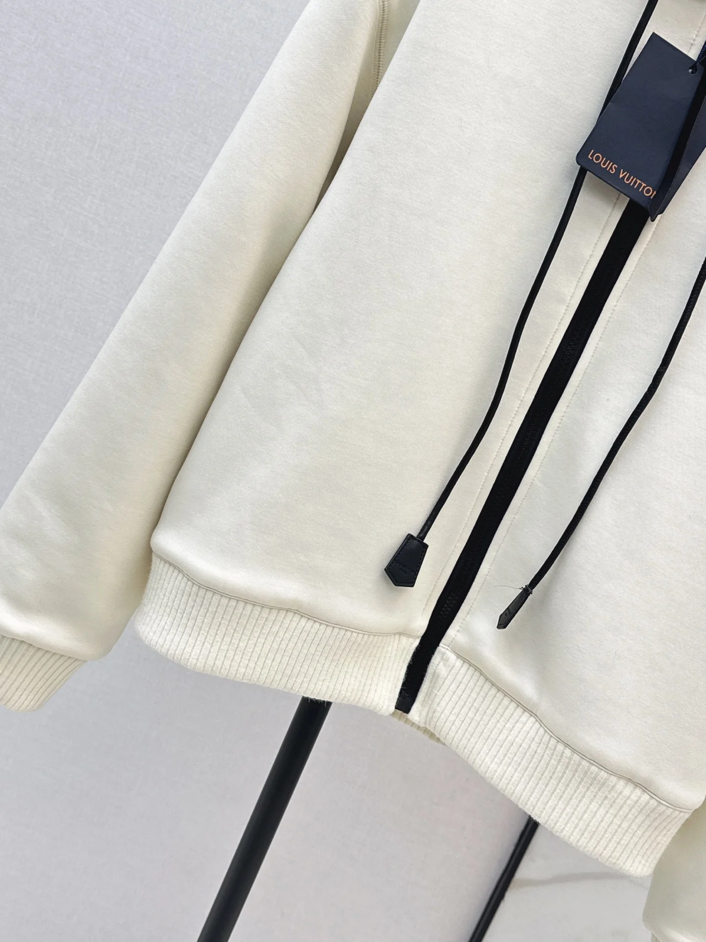 Louis 25fw drawstring jacket