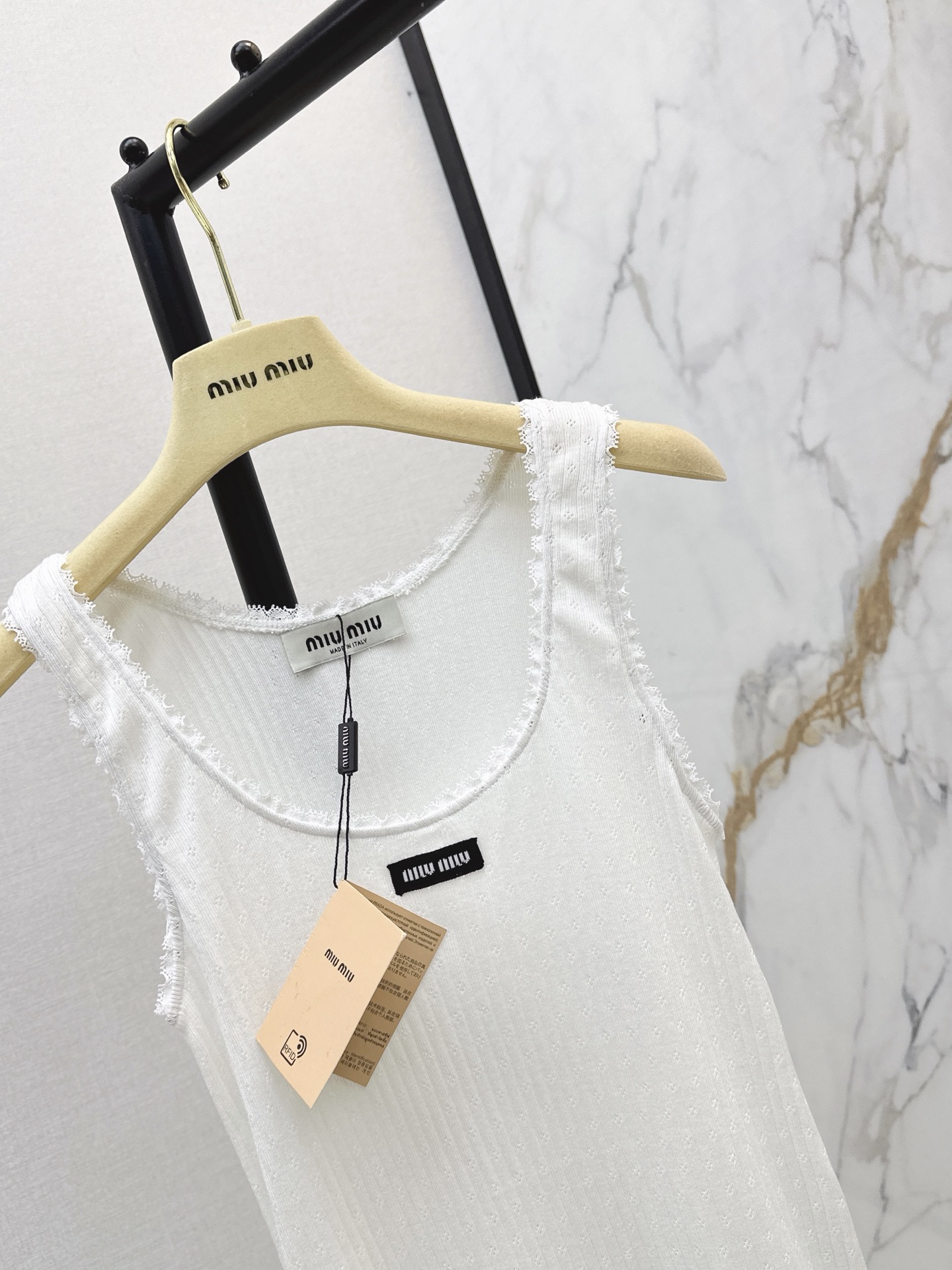 Miu 26ss lace trim vest