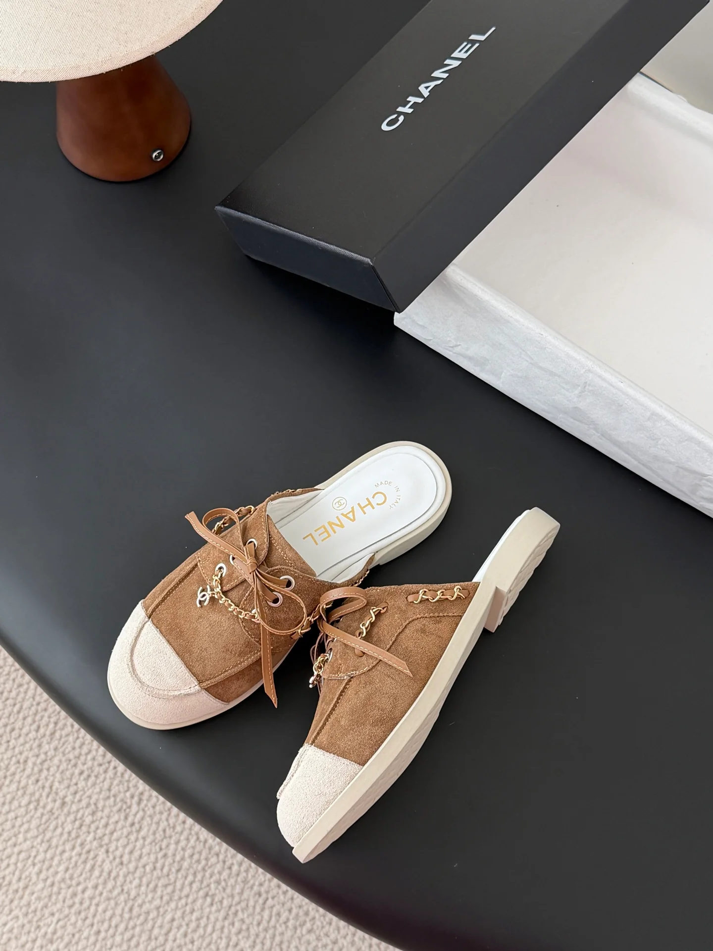 Chan 26ss slip-on shoes