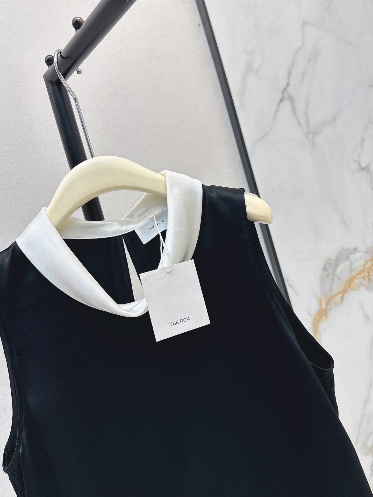 Row 26ss sleeveless top