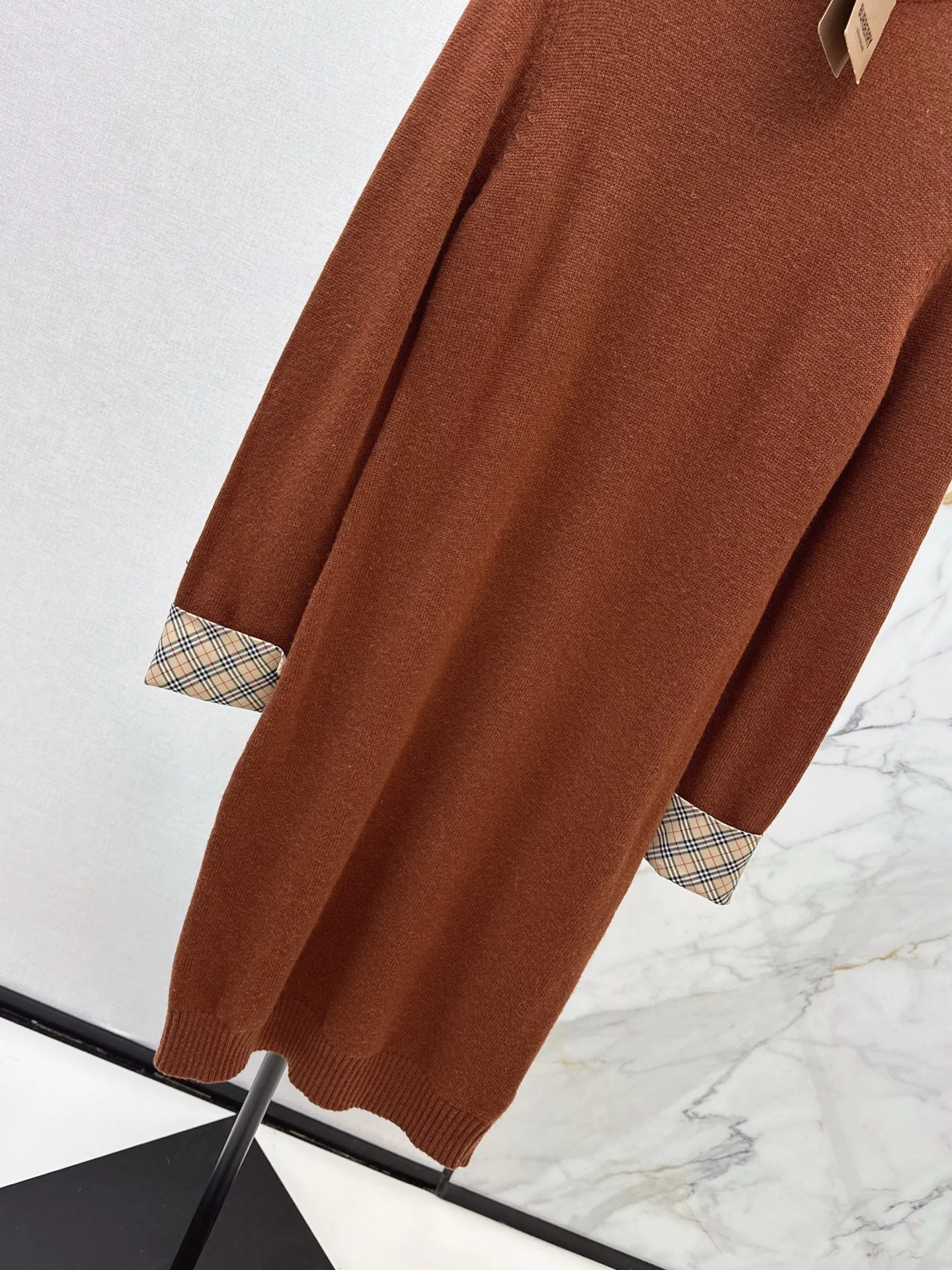 Burb 26ss 2in1 contrast wool dress