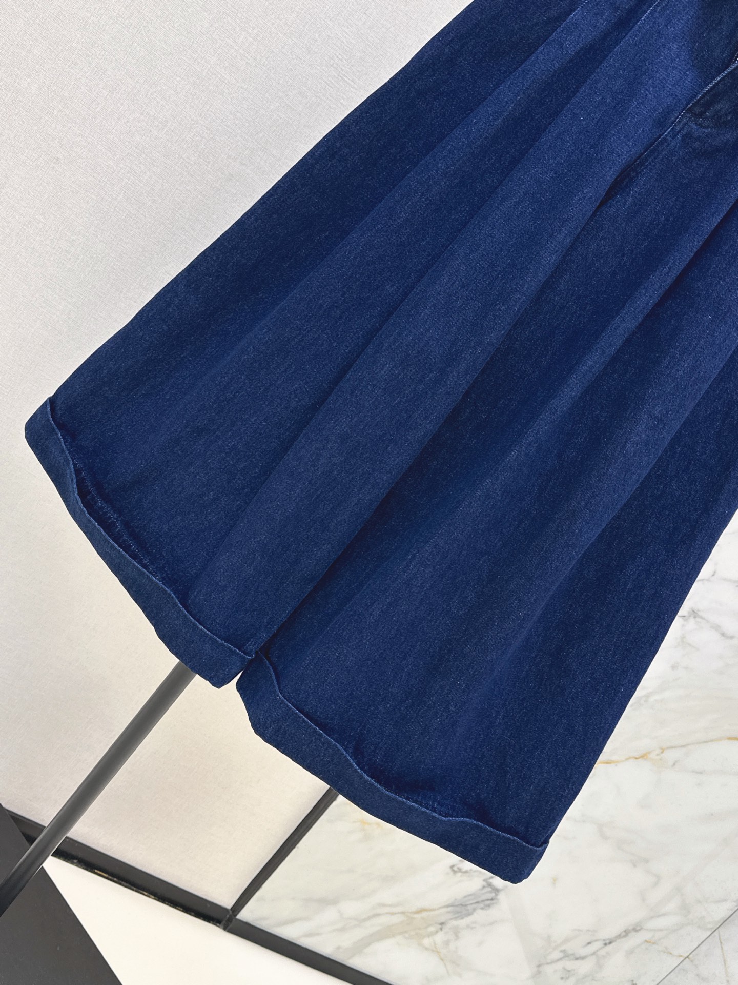 Loe 26ss cropped denim pants