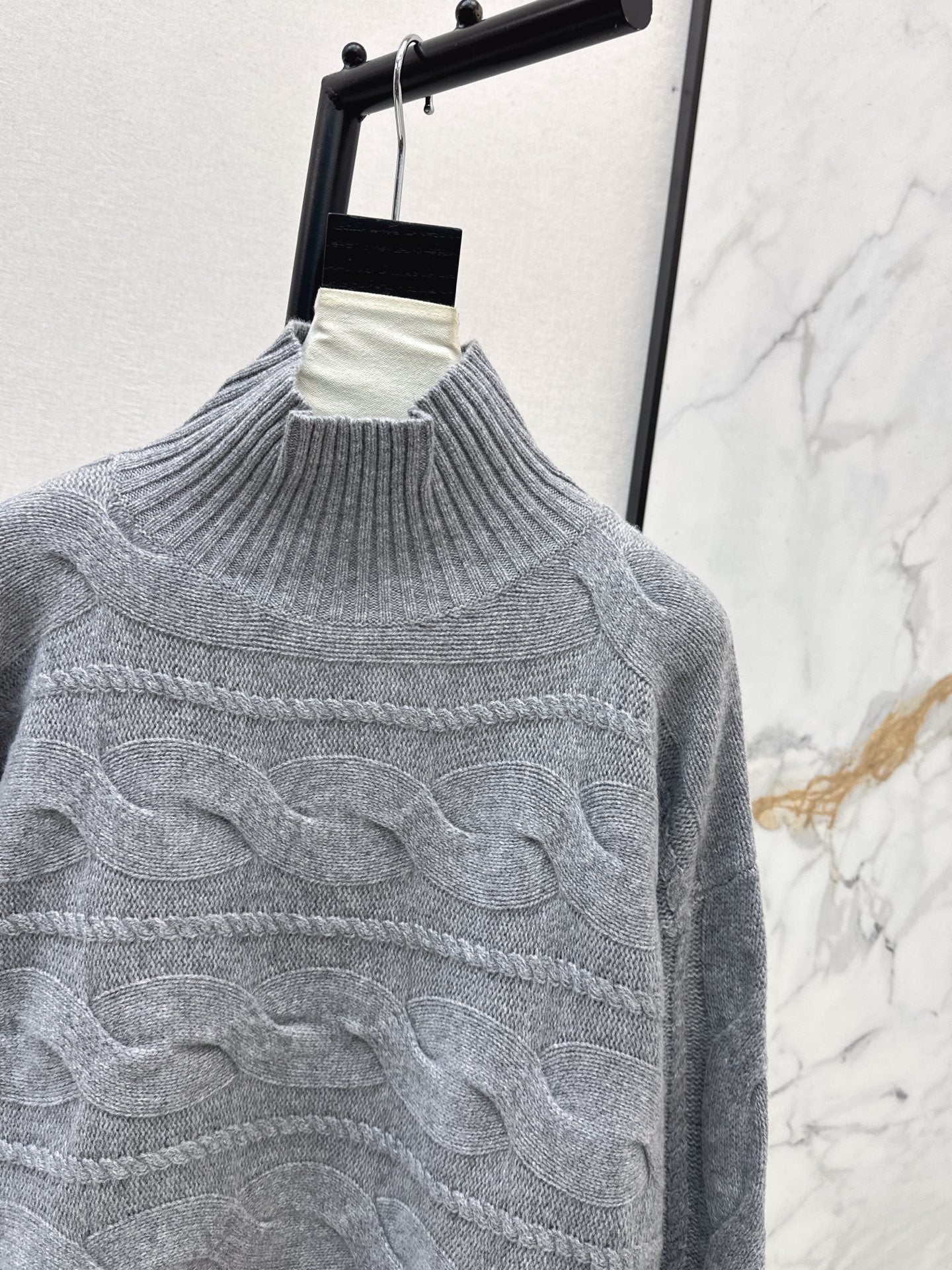 Max 25fw cable knit sweater