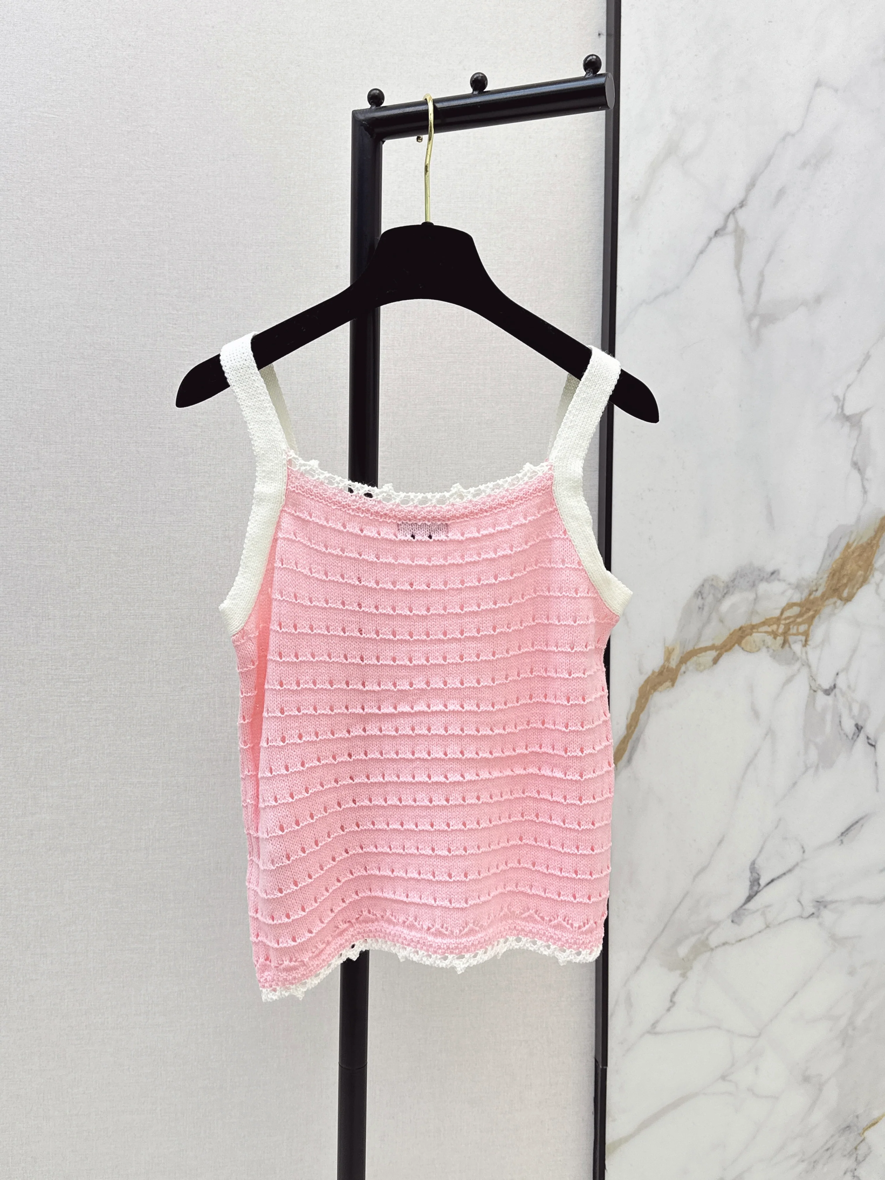 Chan 26ss knitted vest