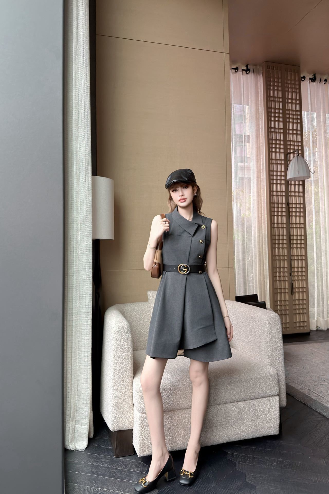 Guc 26ss sleeveless belted dress