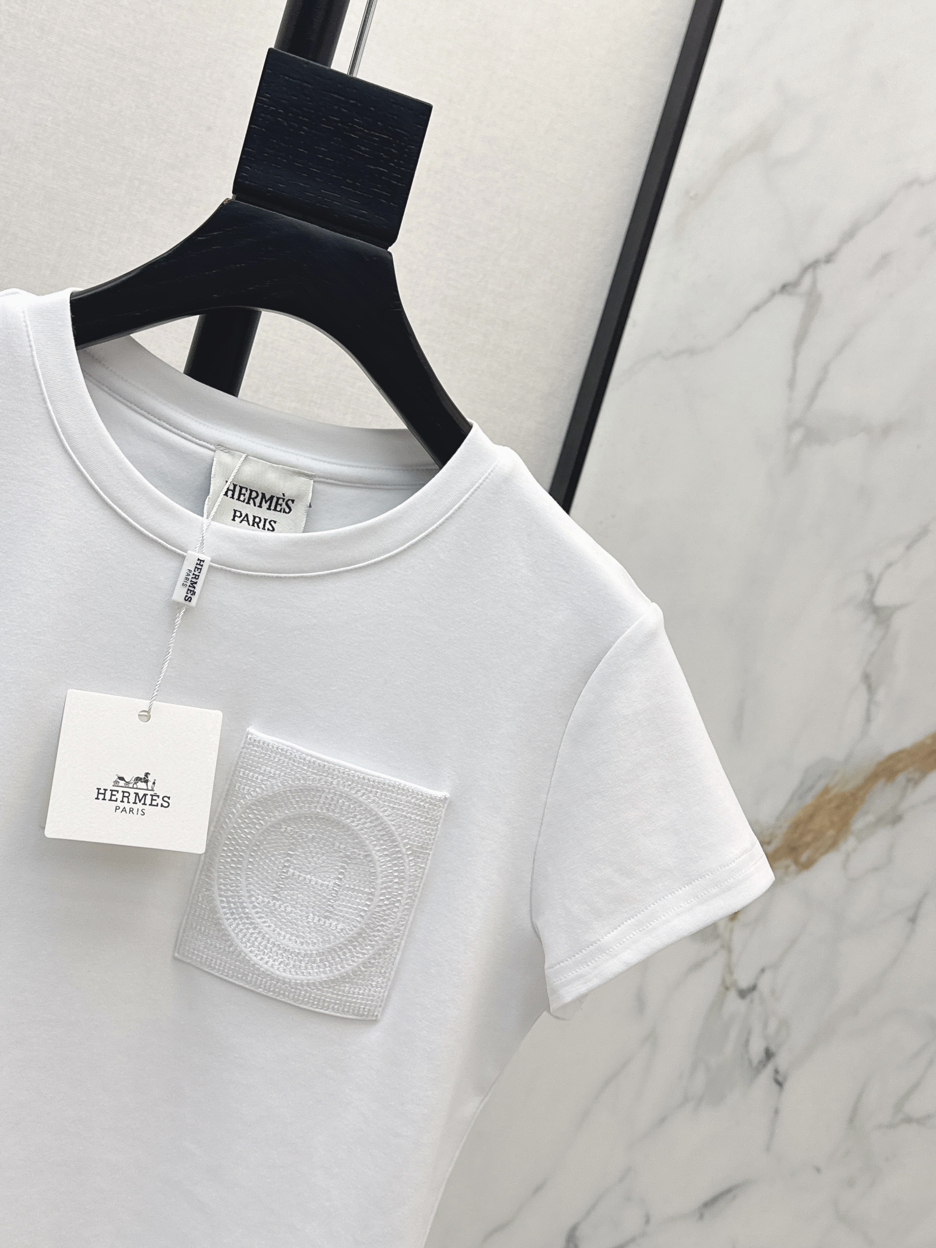 Her 26ss t-shirt