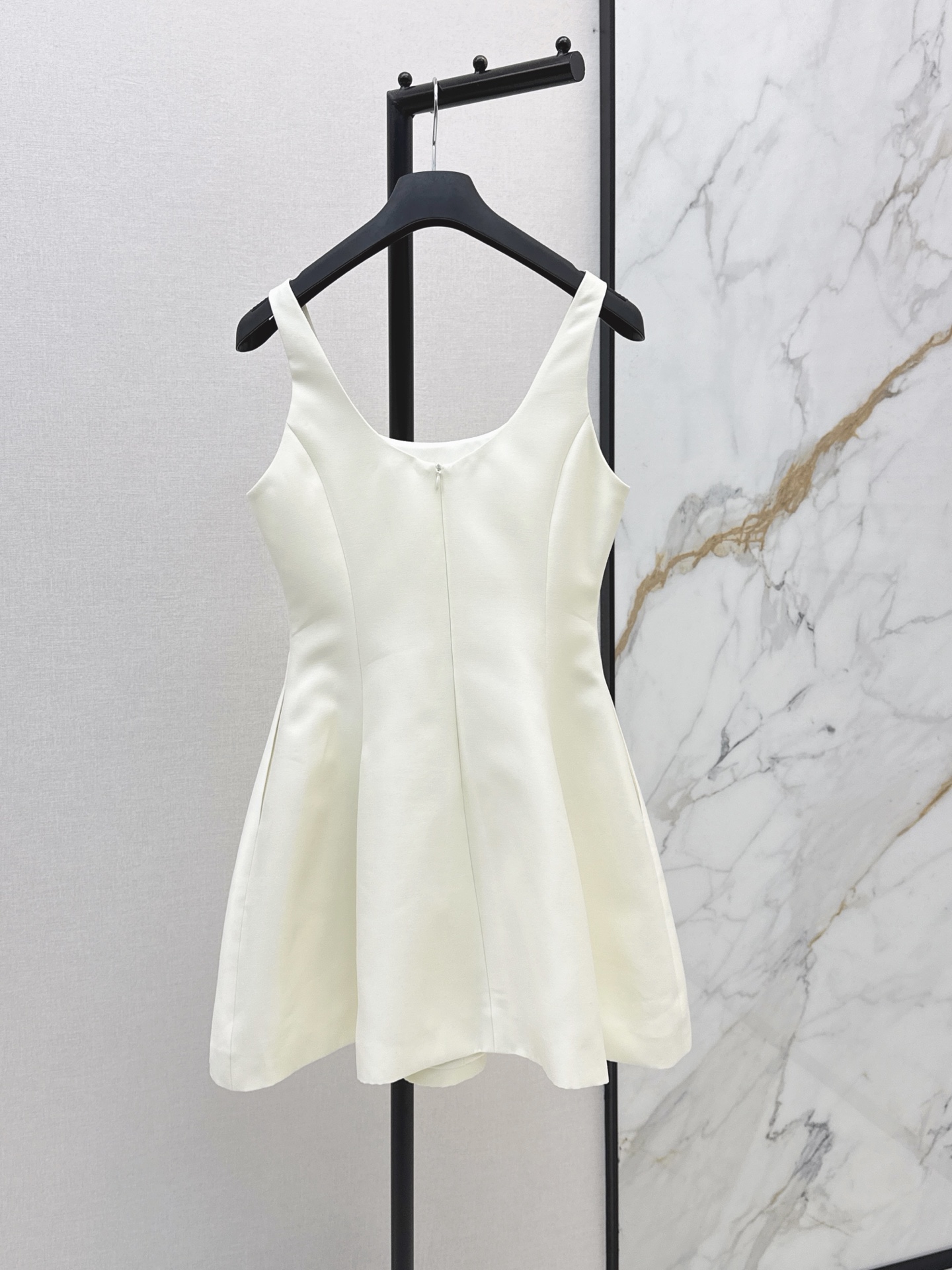 CD 26ss bow slip dress