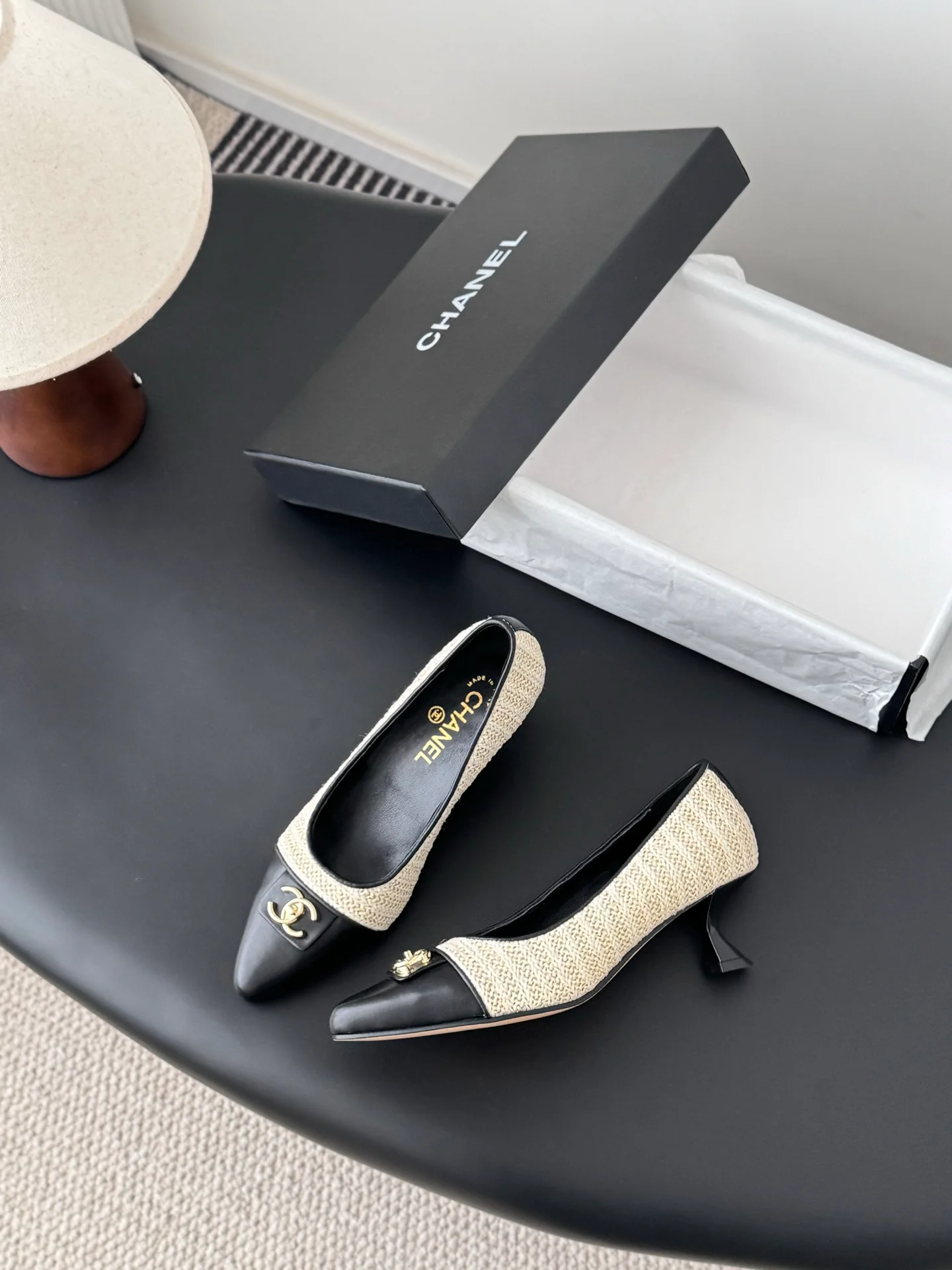 Chan 26ss kitten heel